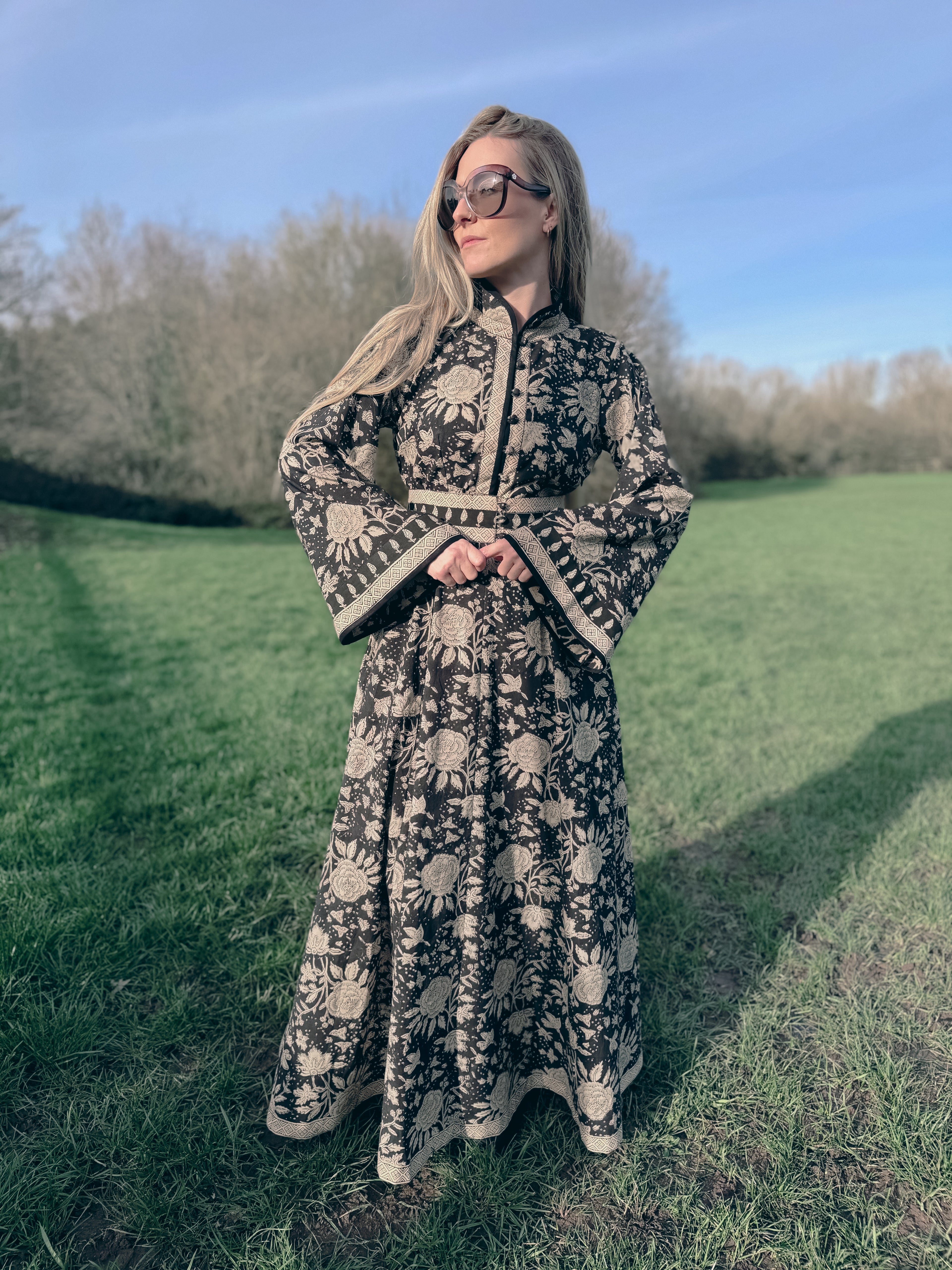 (Pre-Order) Limited Edition: The Florence in Black