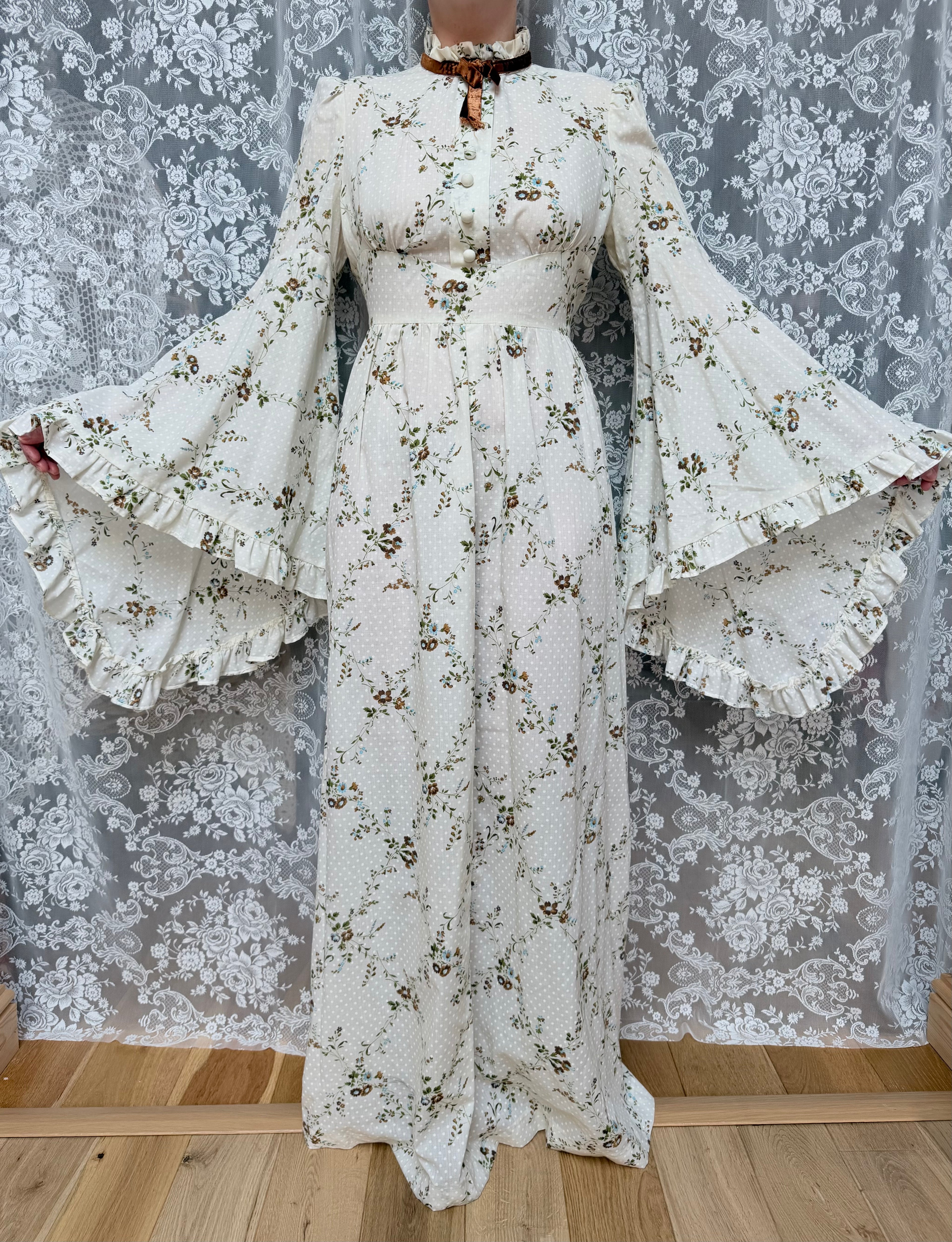 The Maria: Vintage 1970s Bell Sleeve Floral Maxi Dress