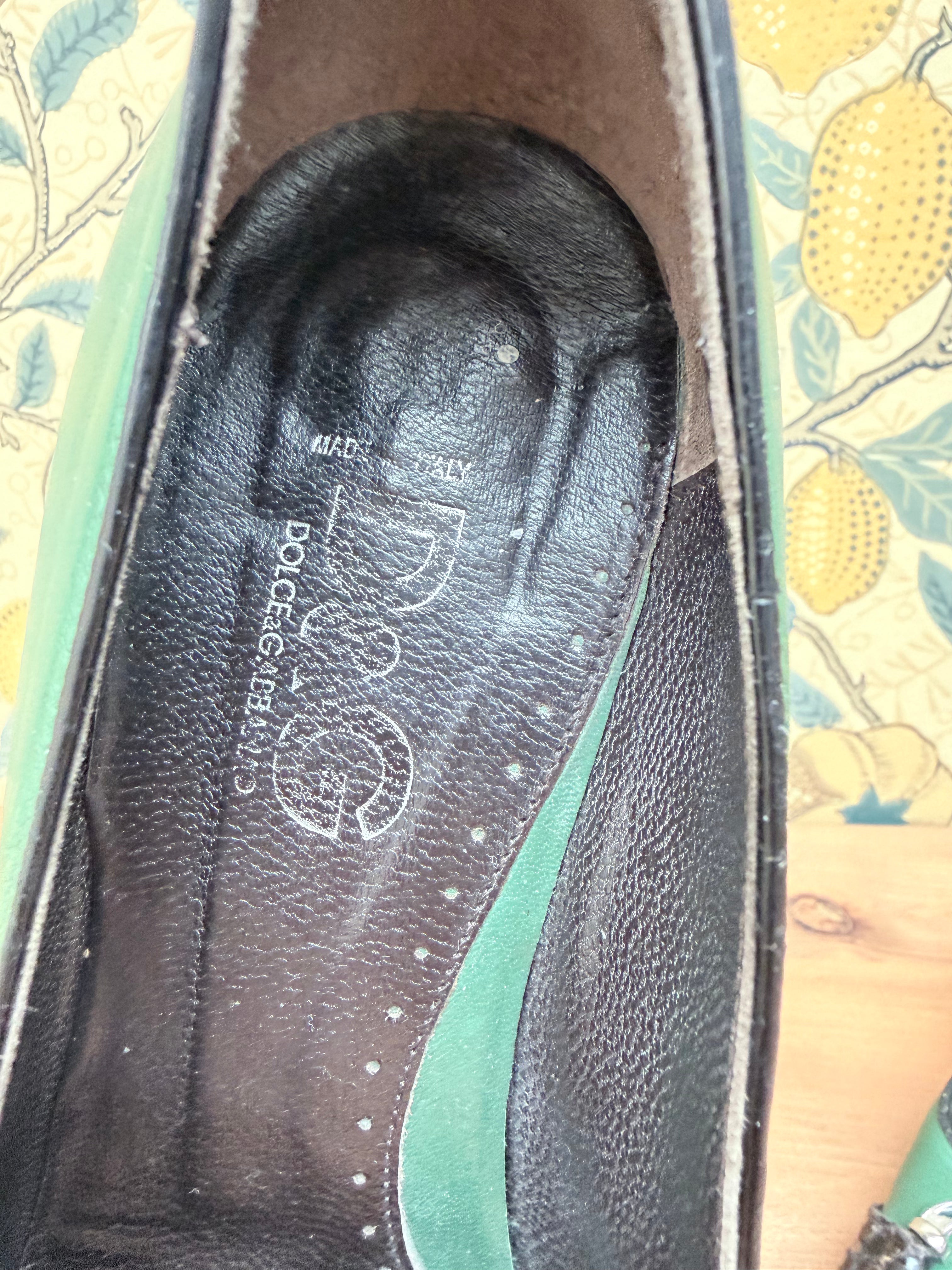 Vintage 1990s Dolce & Gabbana Green Leather Buckle Kitten Heels
