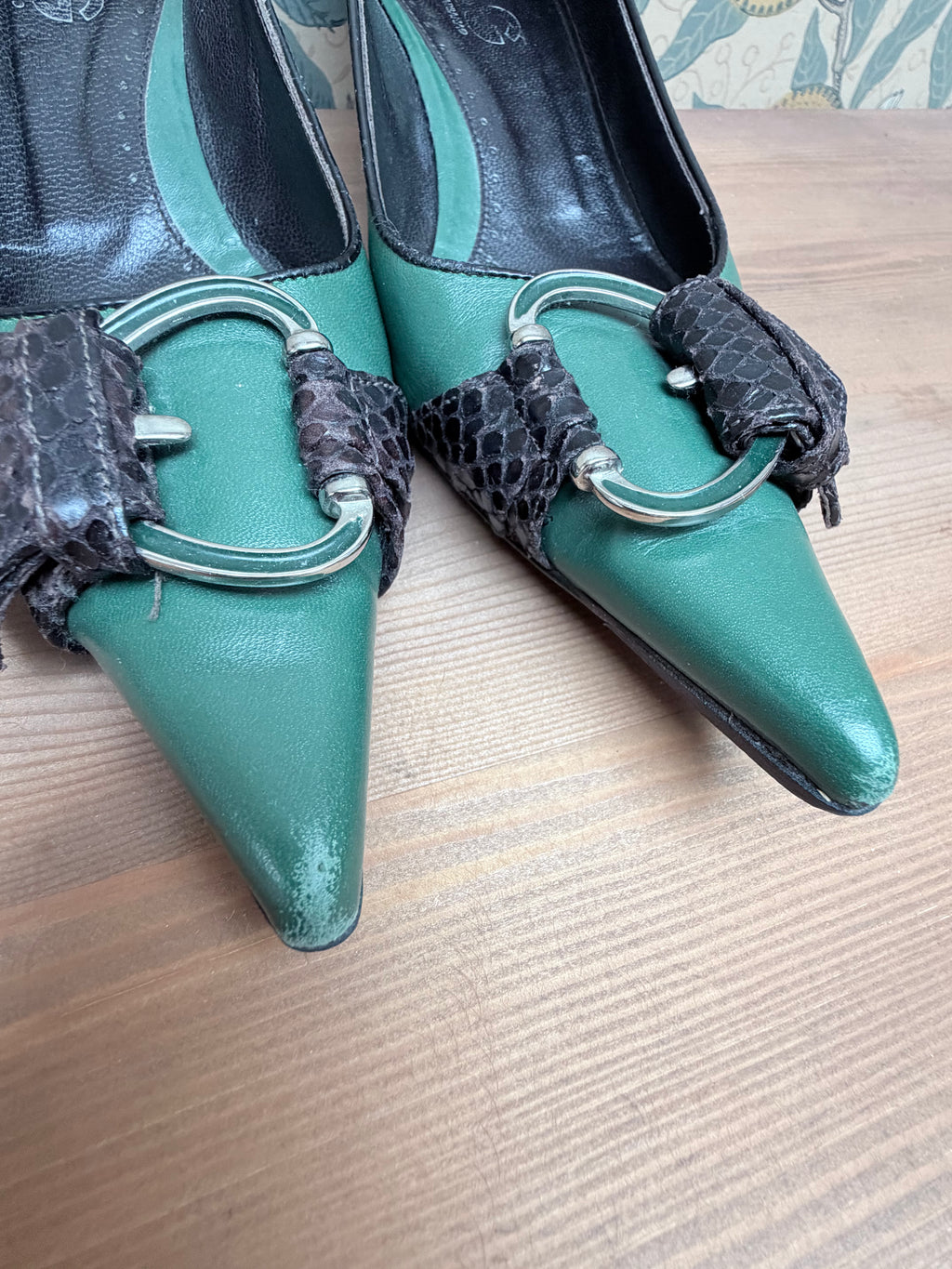Vintage 1990s Dolce & Gabbana Green Leather Buckle Kitten Heels