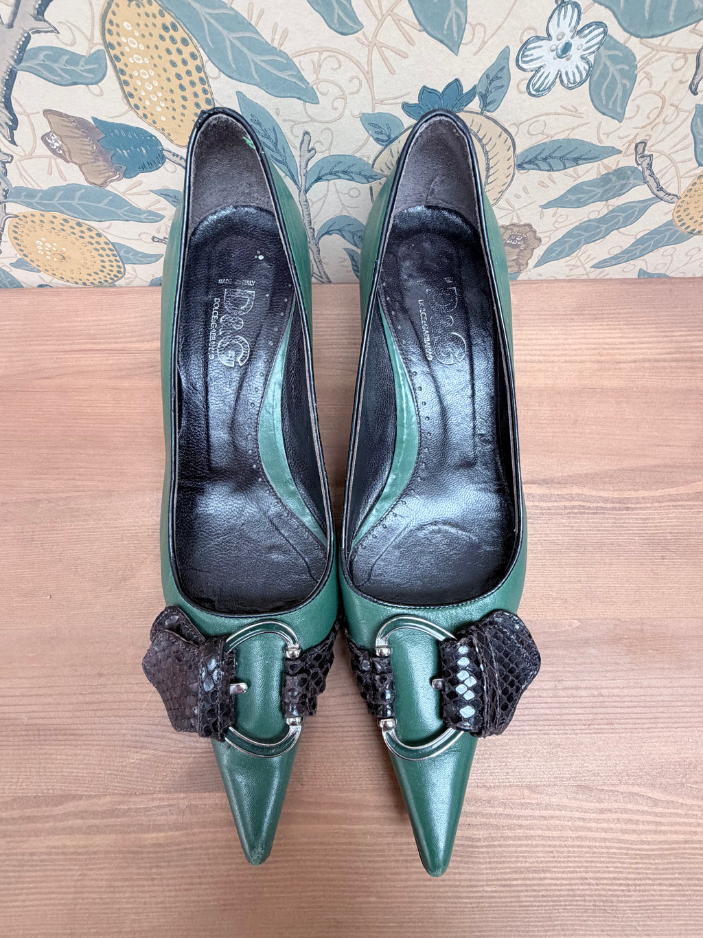 Vintage 1990s Dolce & Gabbana Green Leather Buckle Kitten Heels