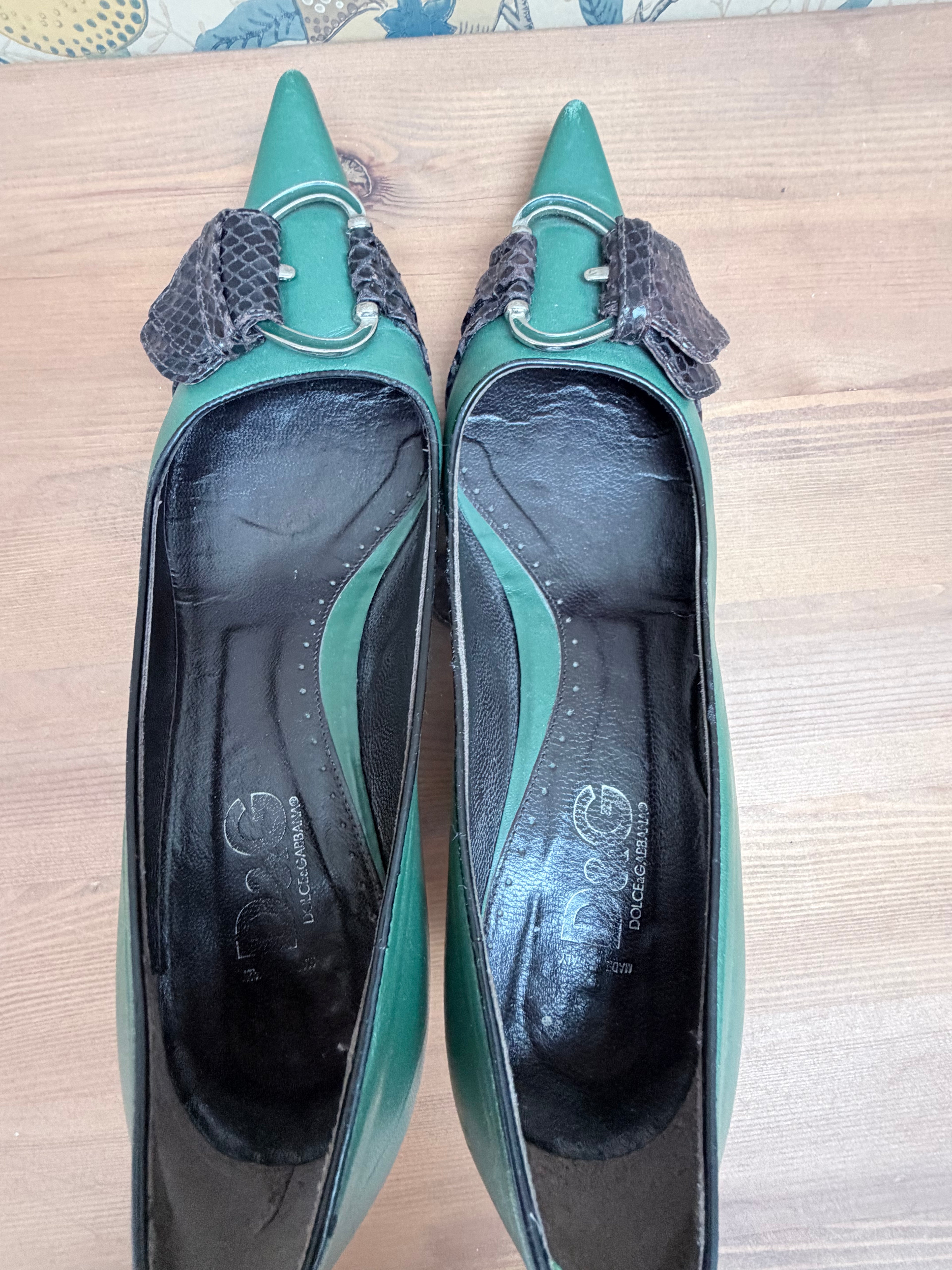 Vintage 1990s Dolce & Gabbana Green Leather Buckle Kitten Heels