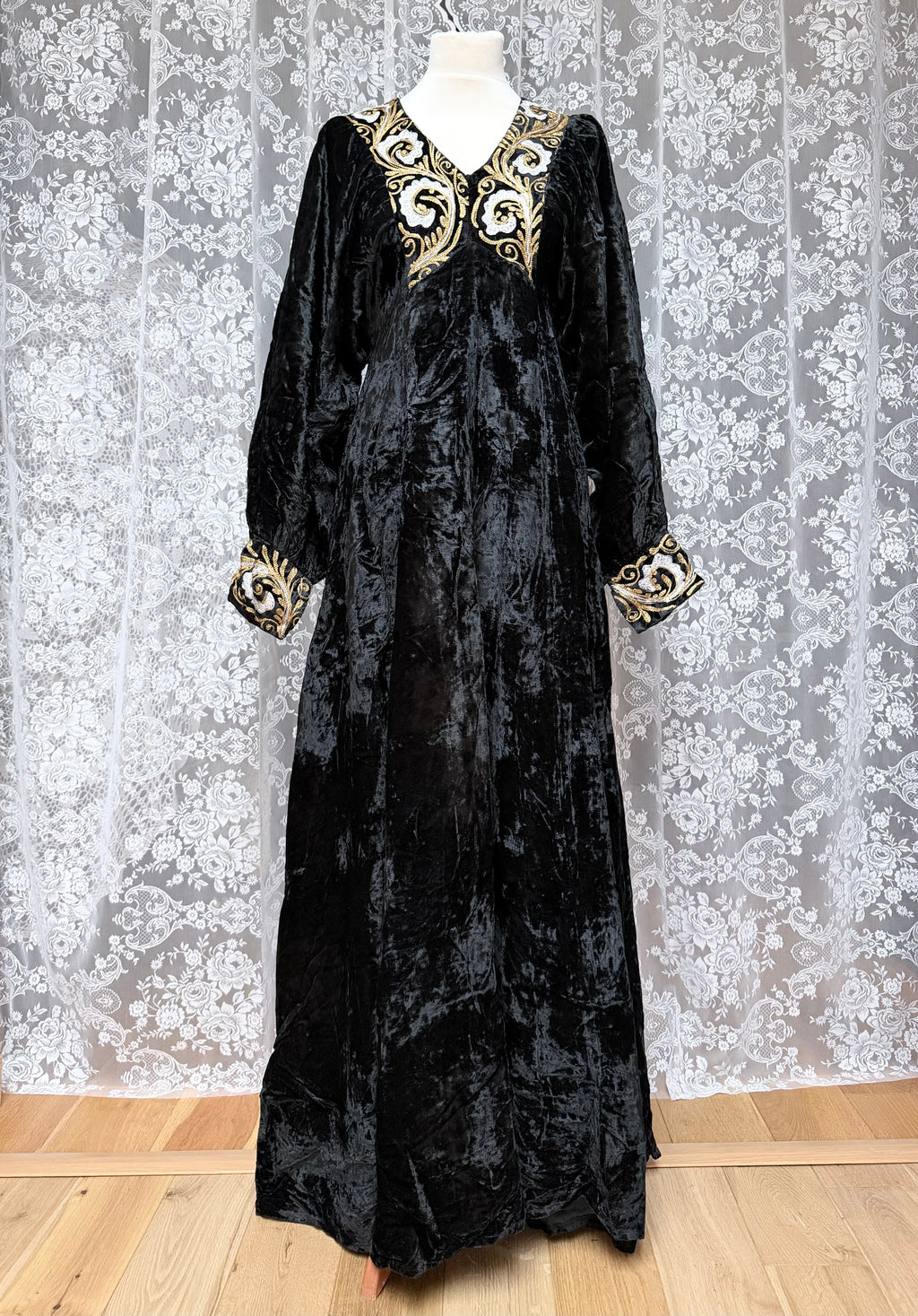 The Sanderson: Vintage Ayesha Davar 1970s Dress