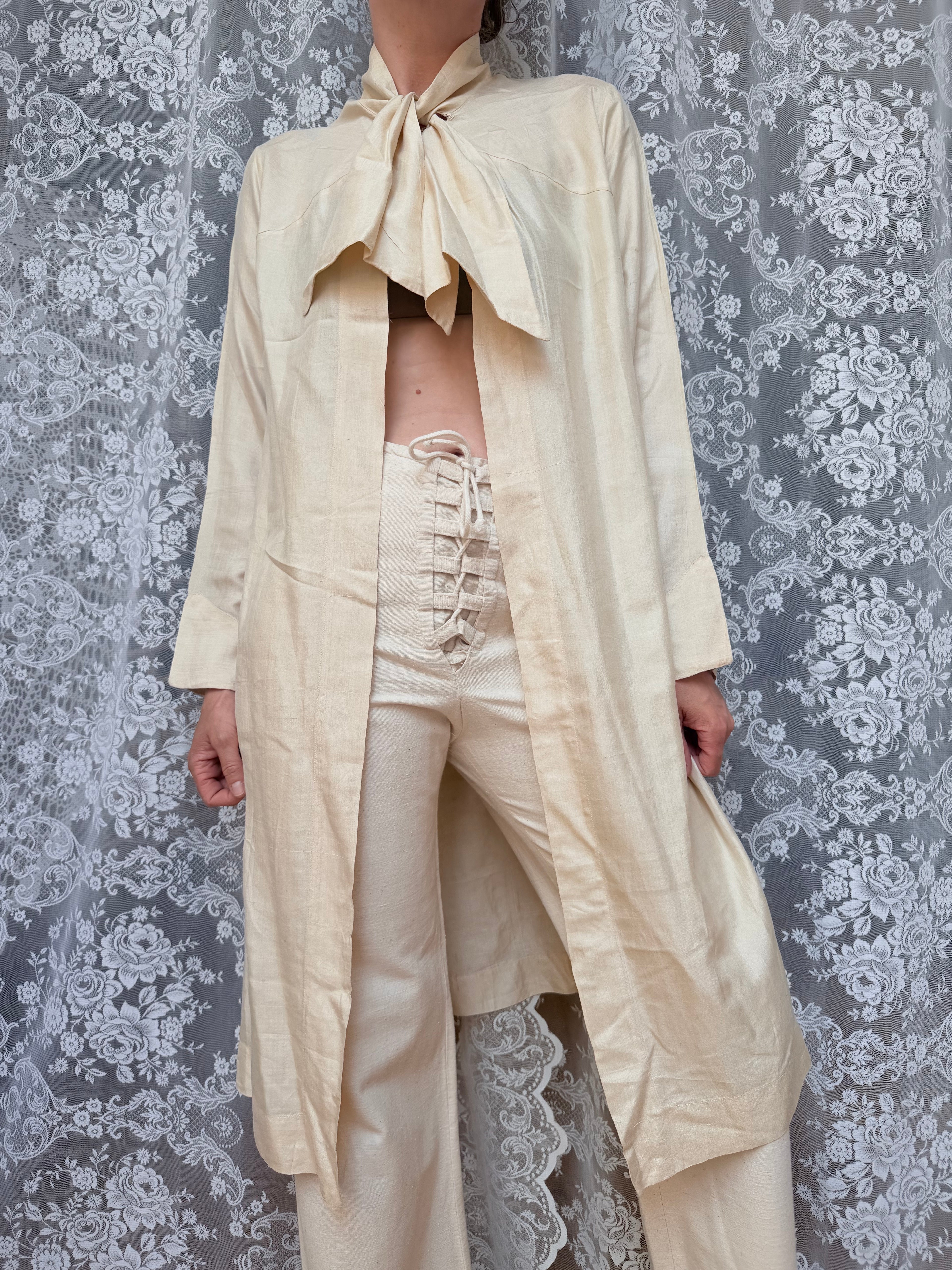 Rare 1920s Pure Silk Cape/House Coat with Pussy Bow Collar