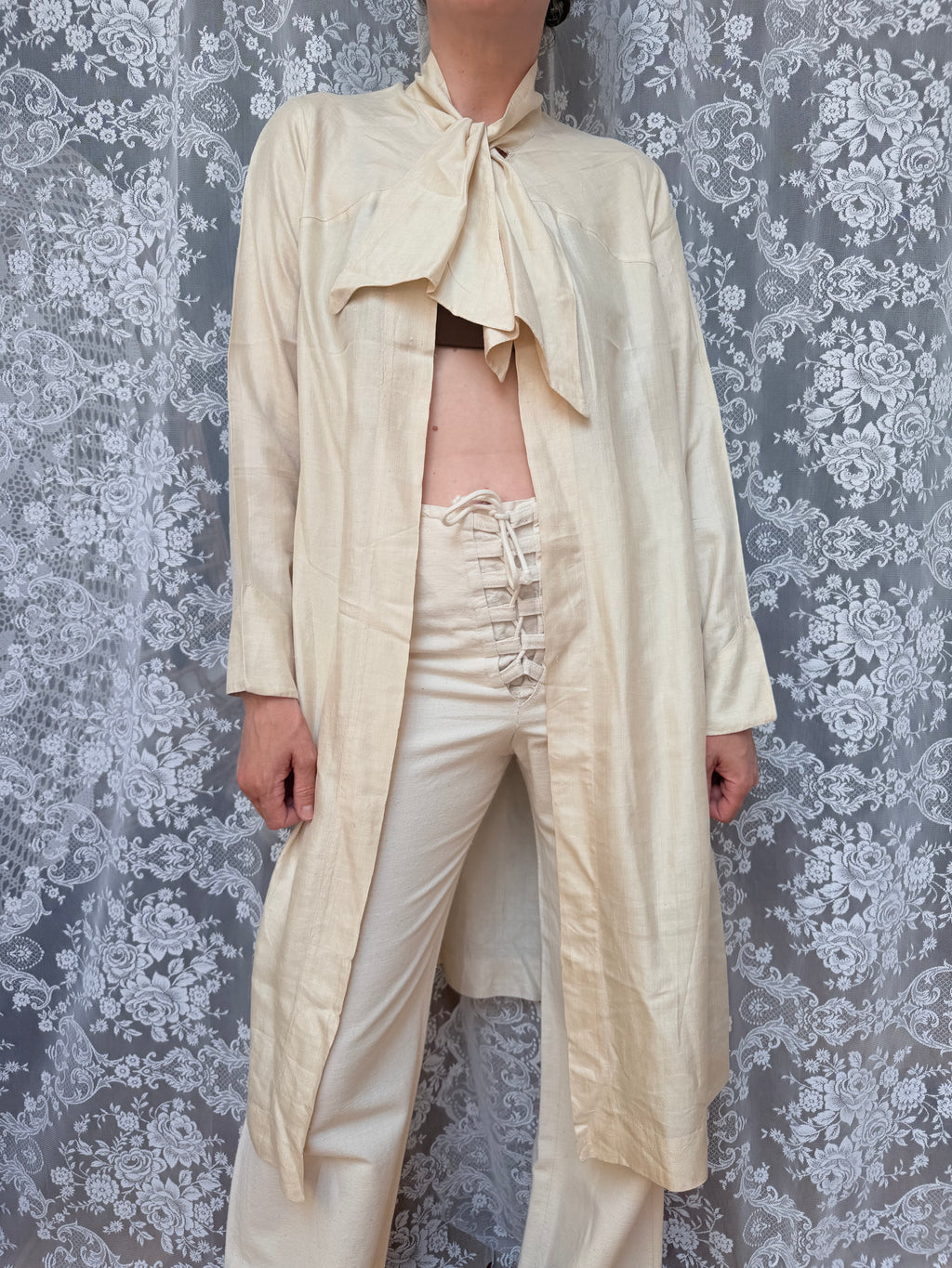 Rare 1920s Pure Silk Cape/House Coat with Pussy Bow Collar