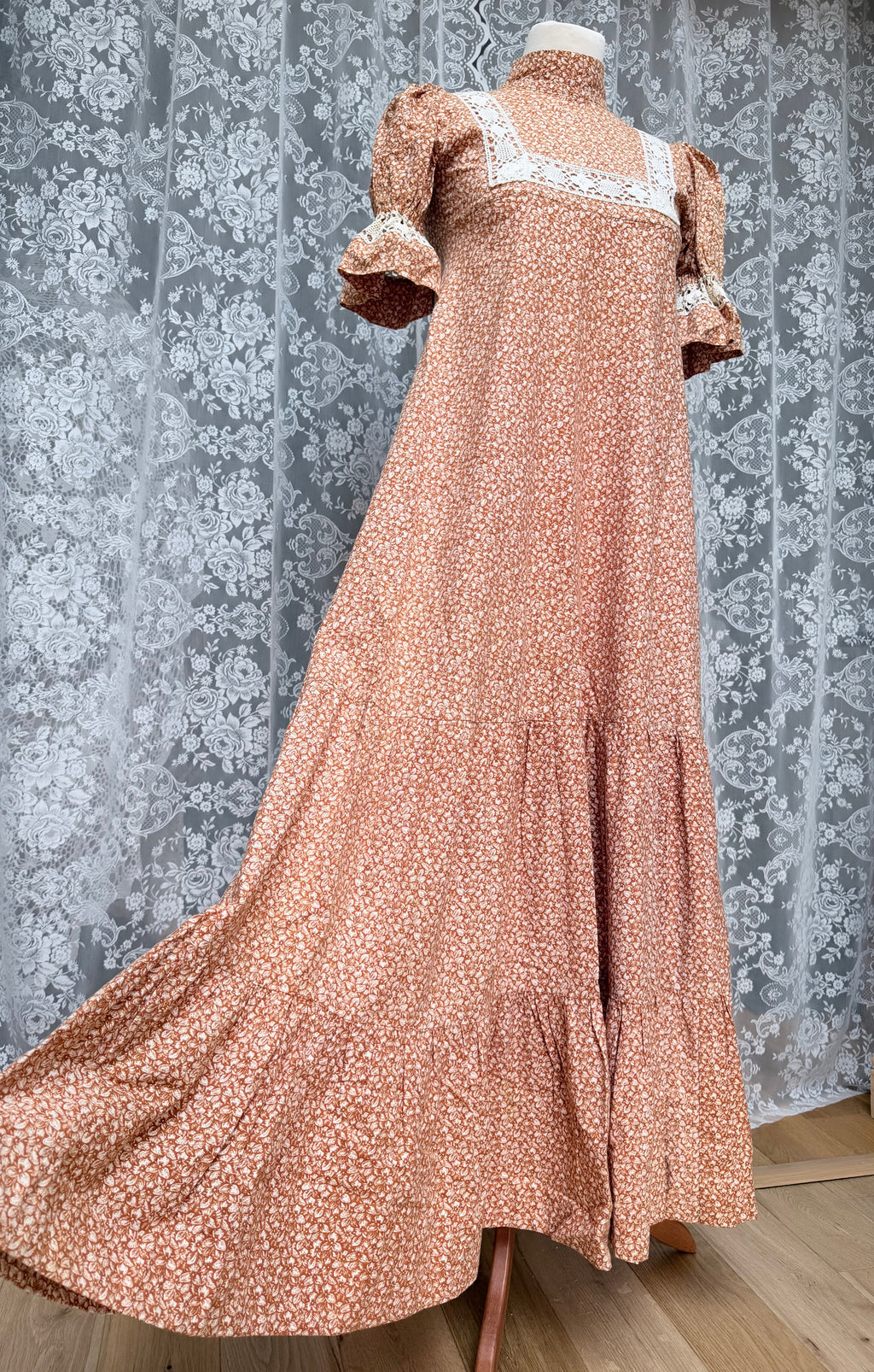 Terracotta Flowers: Laura Ashley 1970s Dress