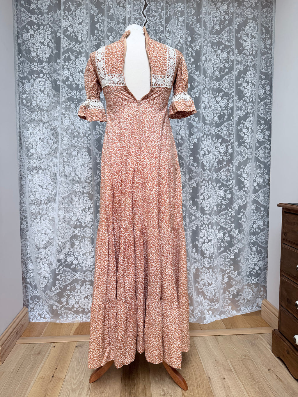 Terracotta Flowers: Laura Ashley 1970s Dress