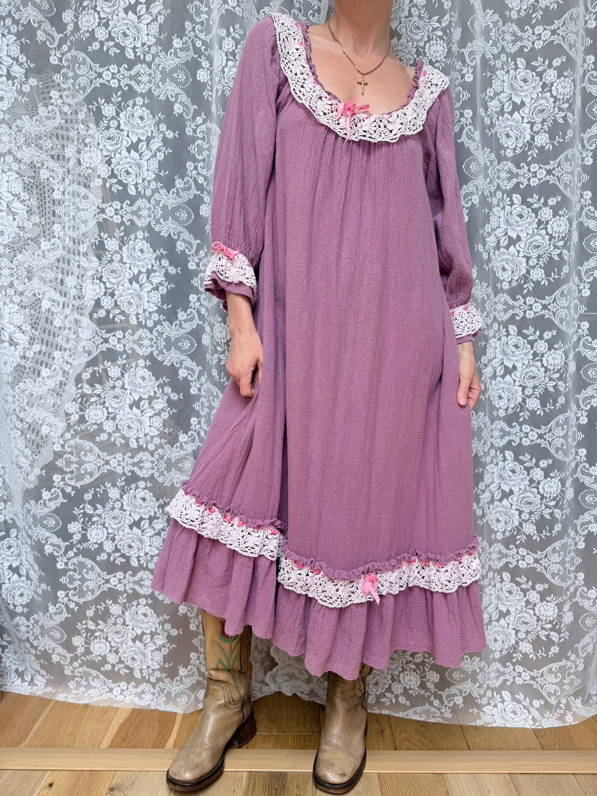 Vintage 1970s Bus Stop by Lee Bender Cheesecloth Cotton Lace Prairie Dress