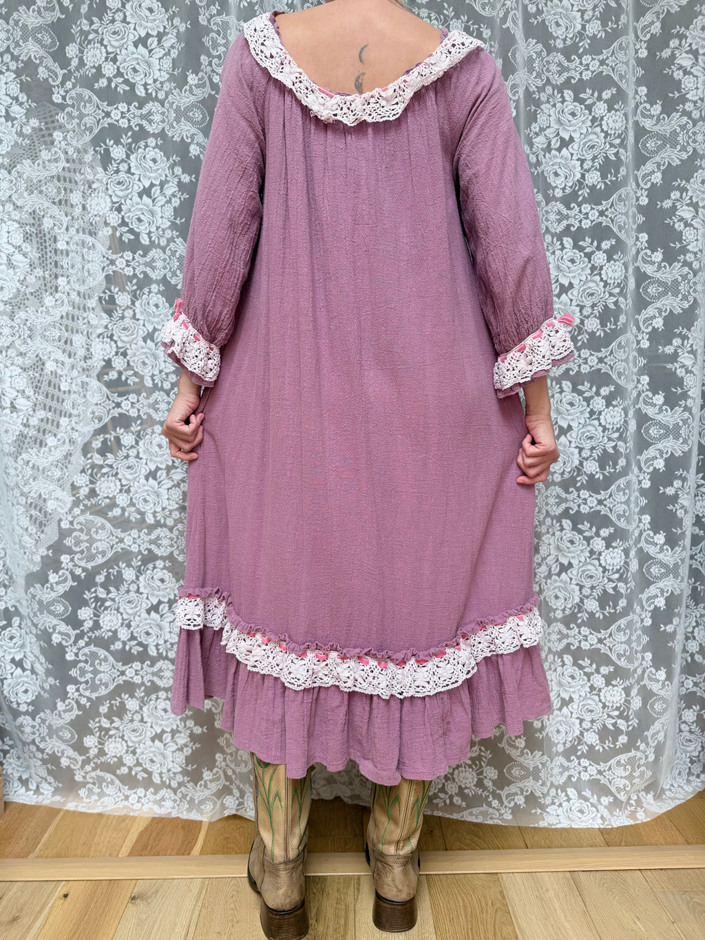 Vintage 1970s Bus Stop by Lee Bender Cheesecloth Cotton Lace Prairie Dress