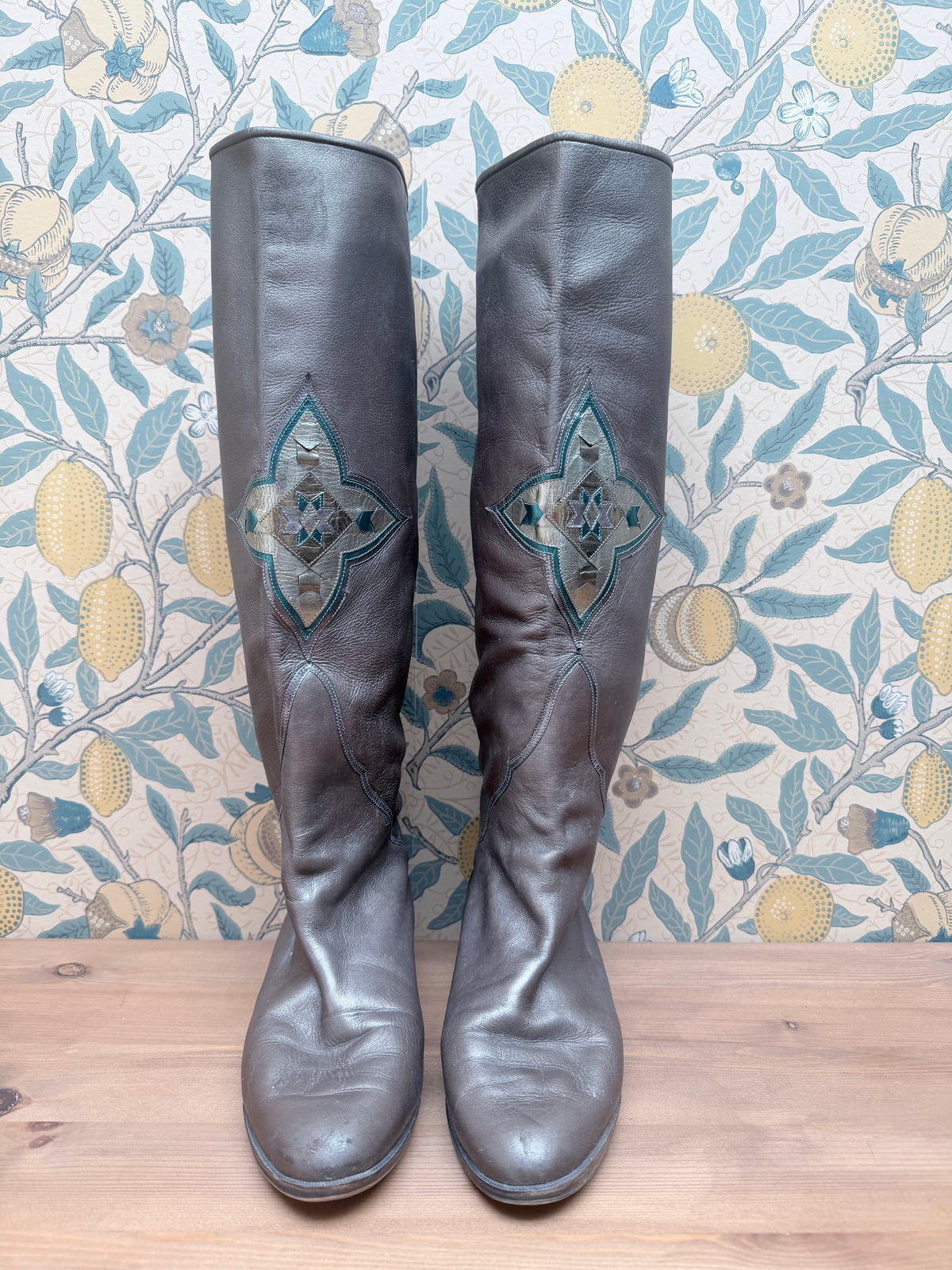 Rare Vintage 1970s Silver Leather Embroidered Boots