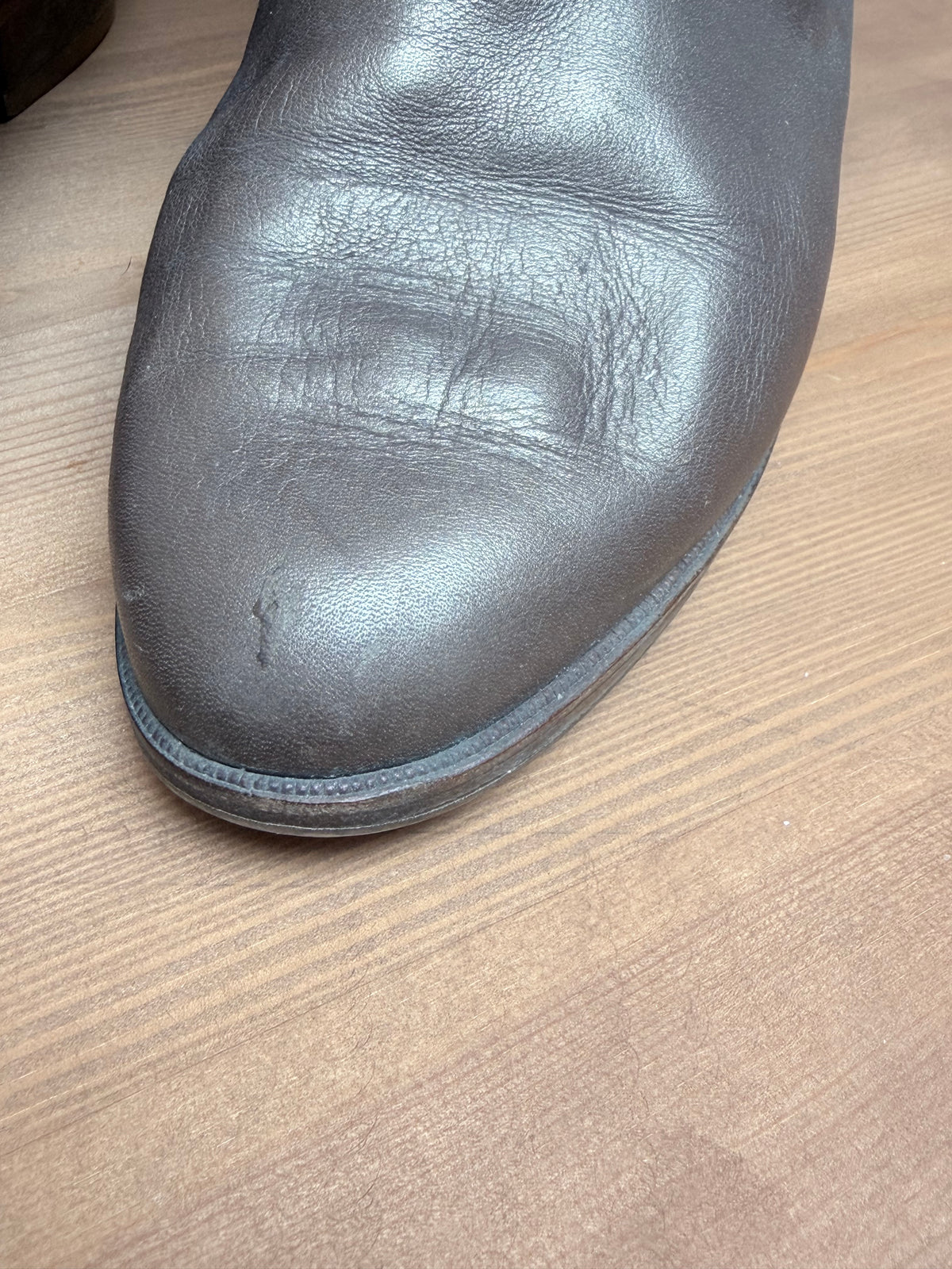 Rare Vintage 1970s Silver Leather Embroidered Boots