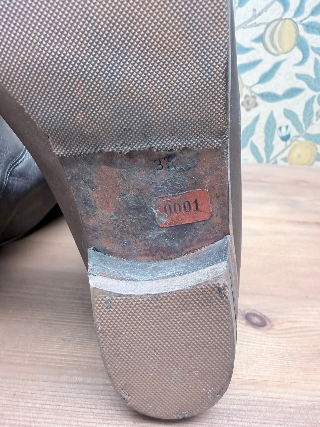 Rare Vintage 1970s Silver Leather Embroidered Boots