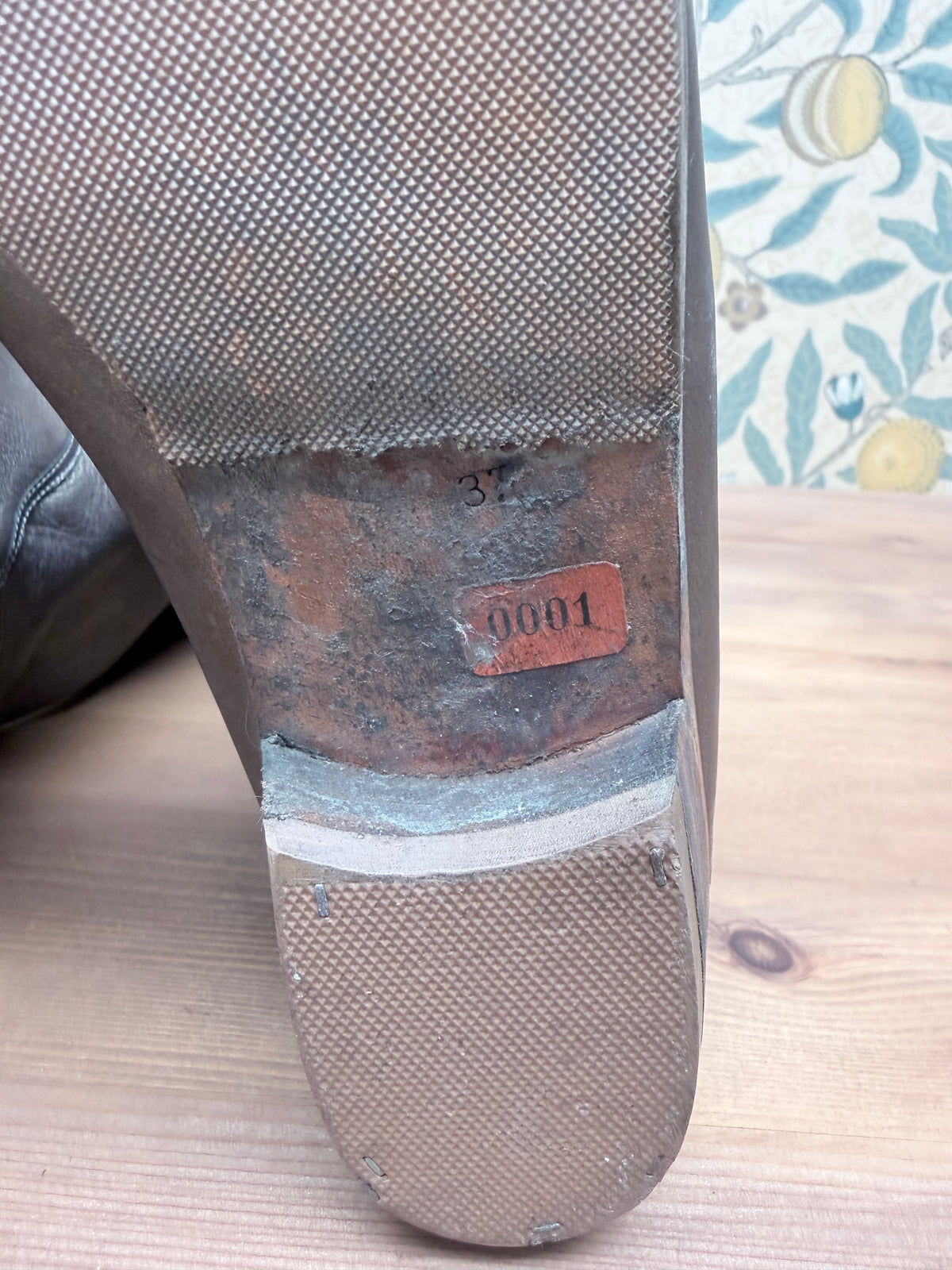 Rare Vintage 1970s Silver Leather Embroidered Boots