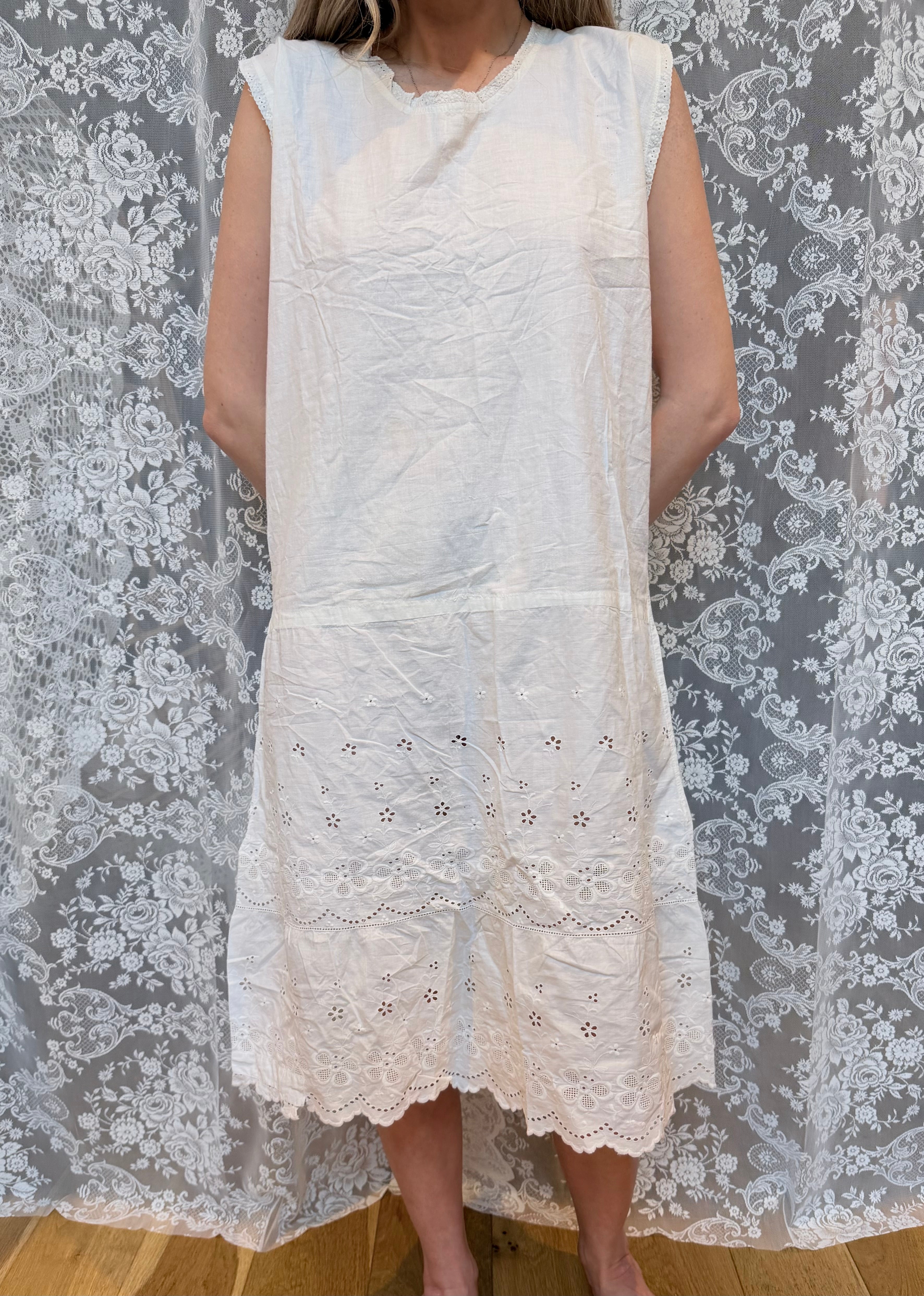 By Candle Light: Antique Vintage Victorian/Edwardian Midi Nightgown