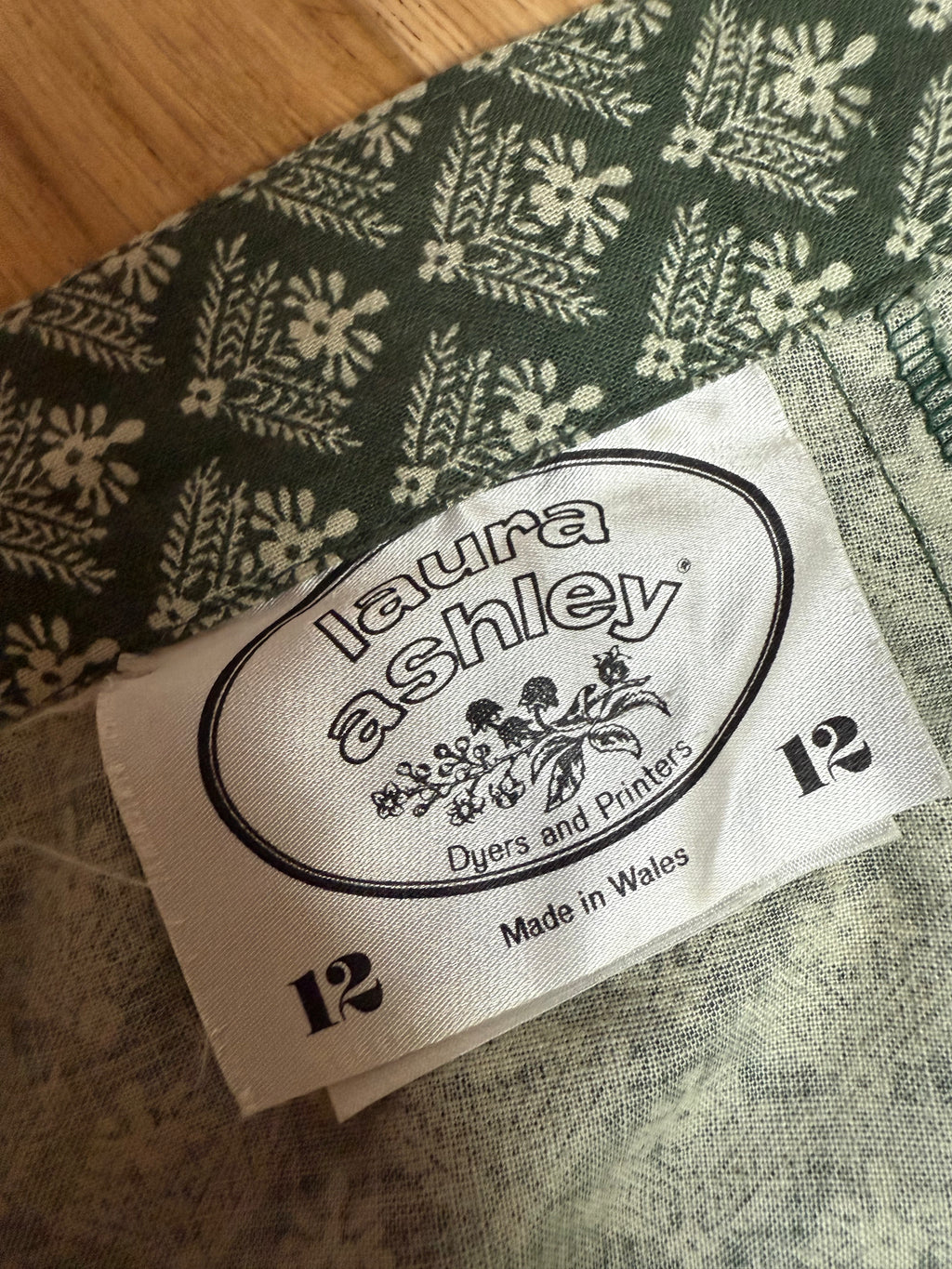 The Forest Fairie: 1970s Vintage Laura Ashley Maxi Length Ditsy Print Skirt