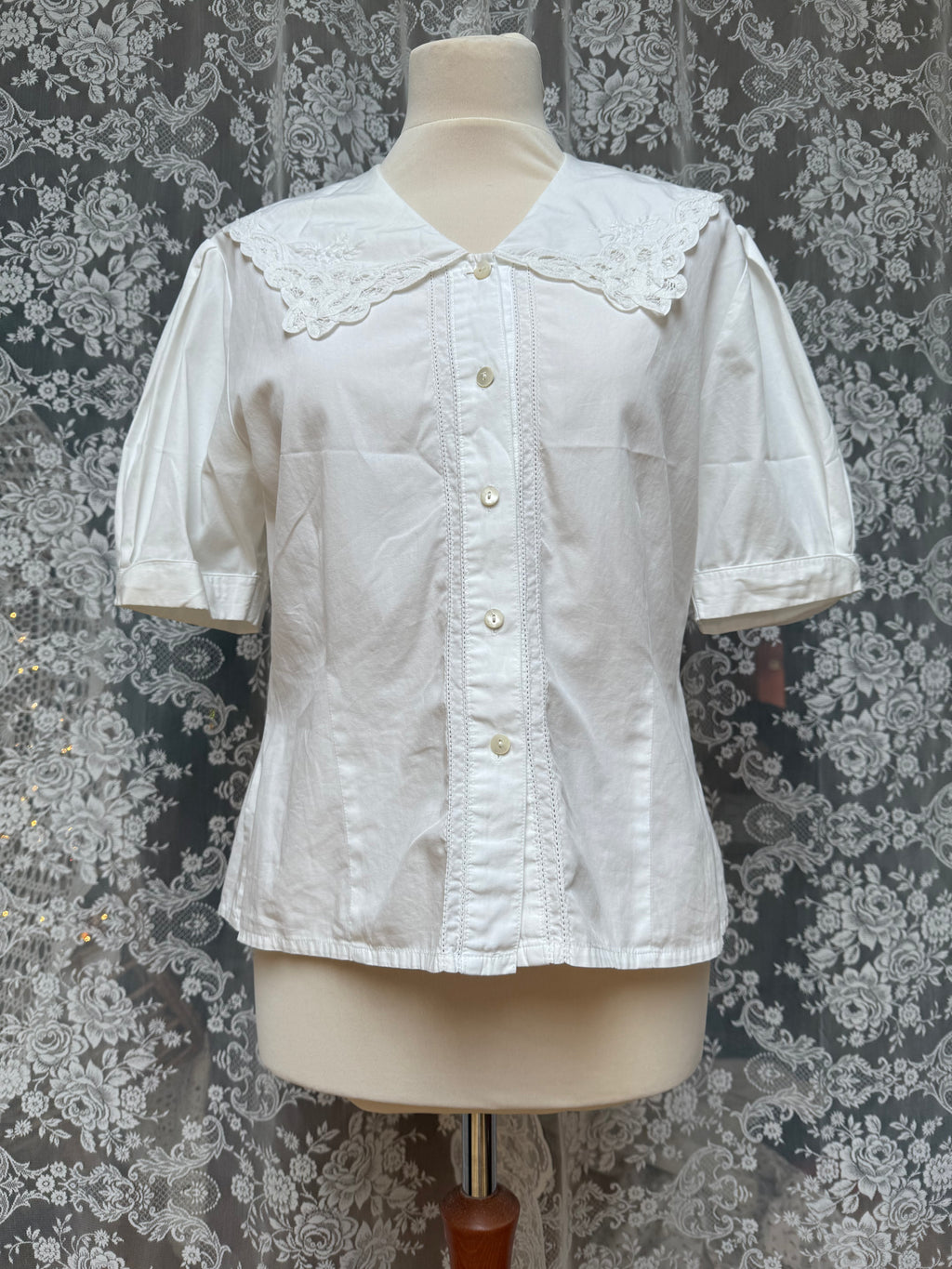The Dandy: Laura Ashley 1970s Vintage Peter Pan Collar Blouse