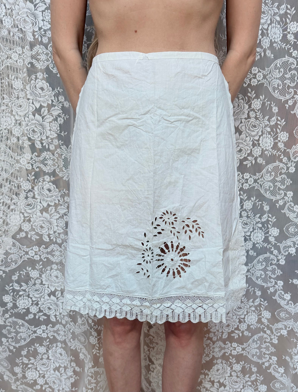 The Happy Home: Late Victorian Pinafore Antique Apron