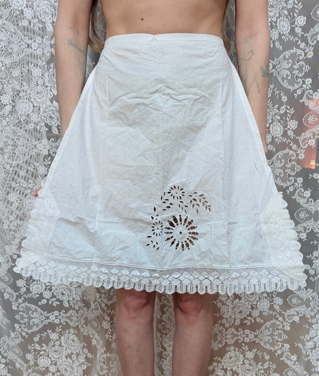 The Happy Home: Late Victorian Pinafore Antique Apron