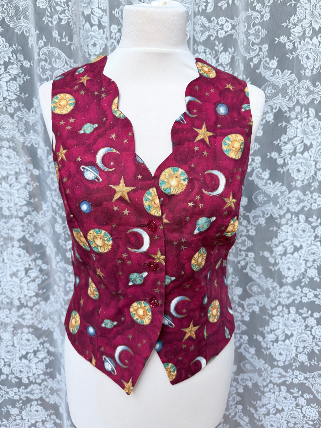 Red Night Sky: Vintage 1990s/Y2K Sun Moon and Stars Waistcoat