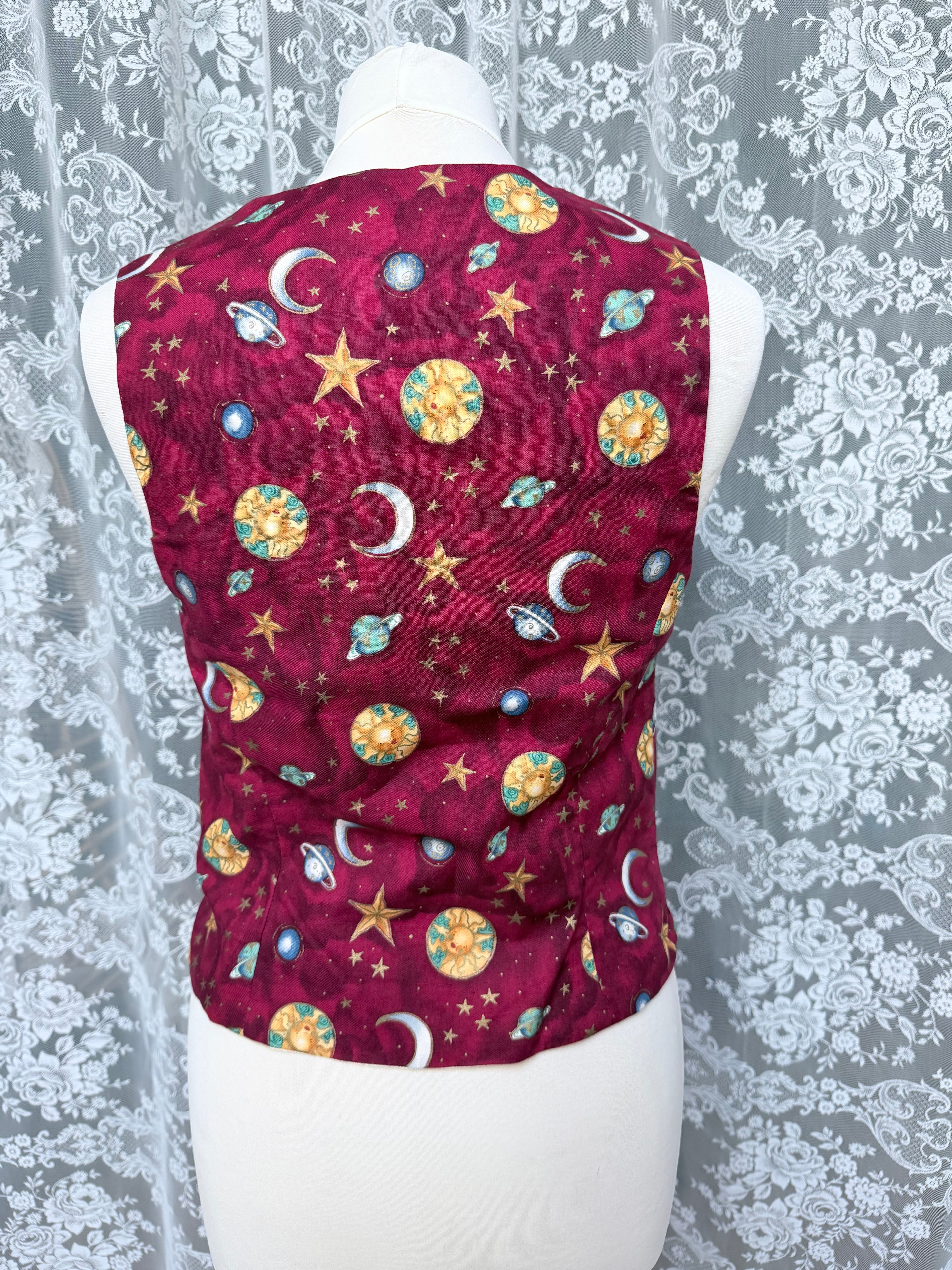 Red Night Sky: Vintage 1990s/Y2K Sun Moon and Stars Waistcoat