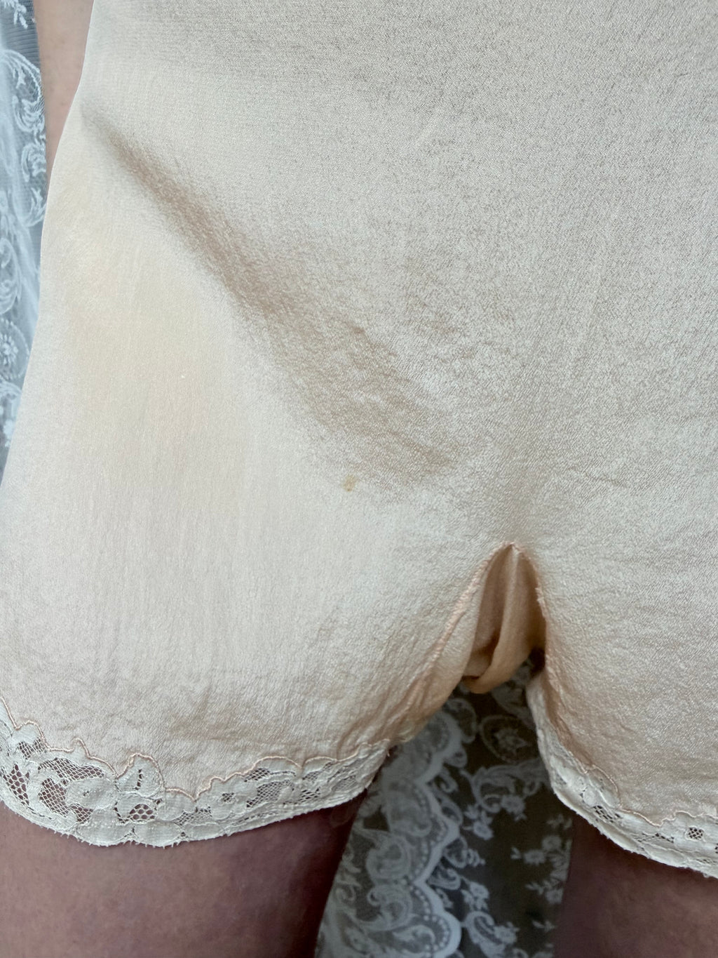Rare 1920s/1930s Peach Silk Step-In Lace Playsuit