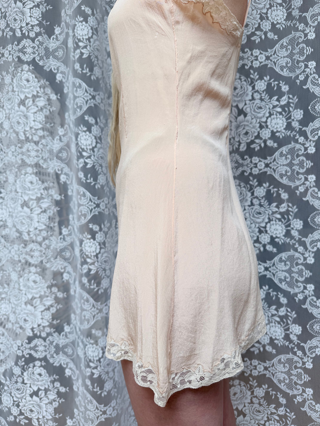 Rare 1920s/1930s Peach Silk Step-In Lace Playsuit