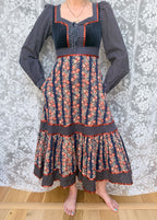 Vintage 1970s Gunne Sax Cabbage Rose Midi Dress