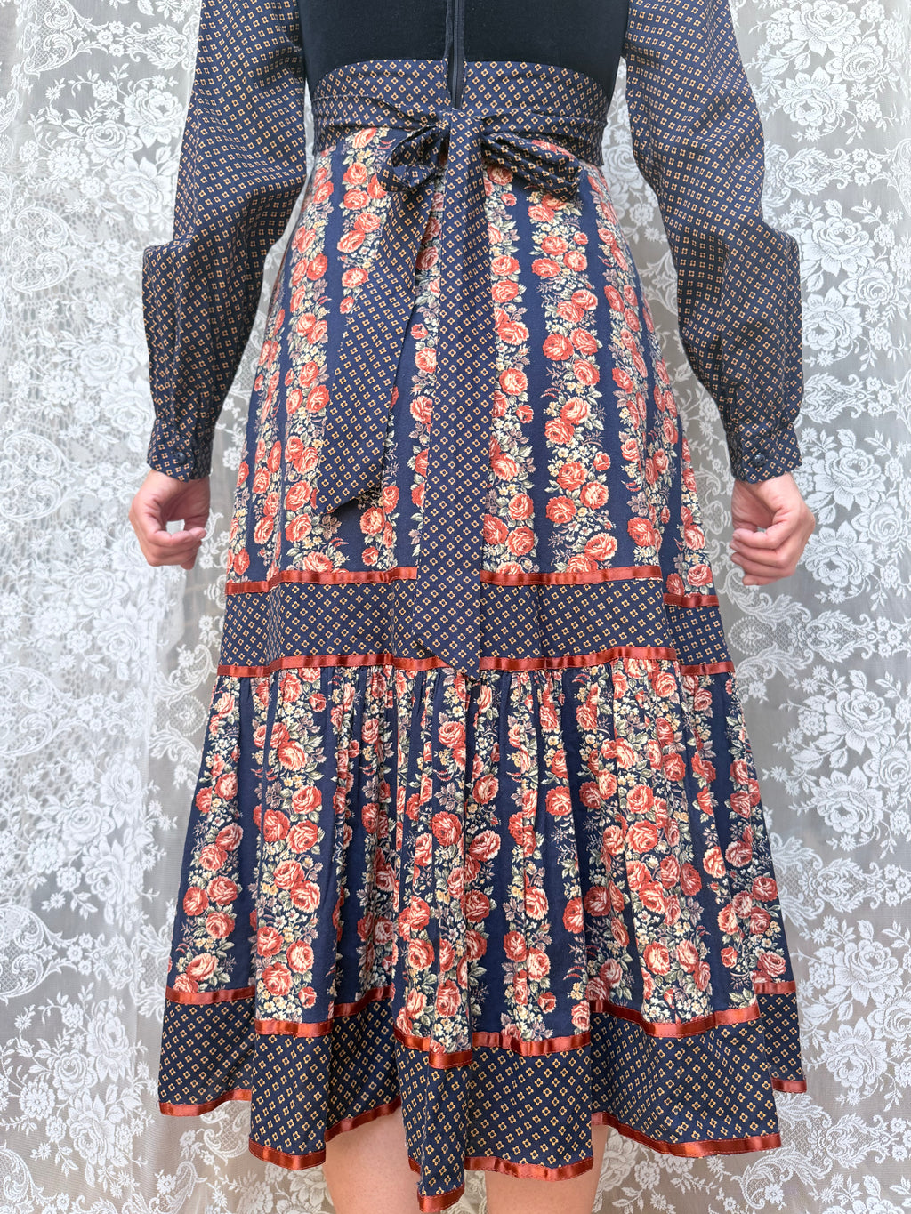 Vintage 1970s Gunne Sax Cabbage Rose Midi Dress