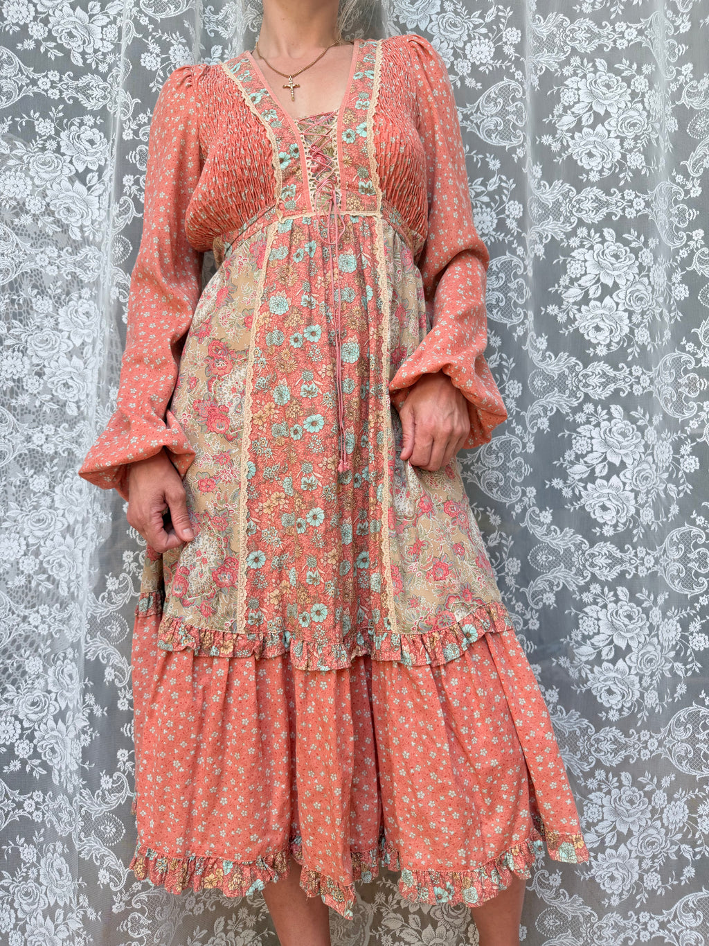 Vintage 1970s Jodie T of California Patchwork Prairie Dress in Peachy Pink
