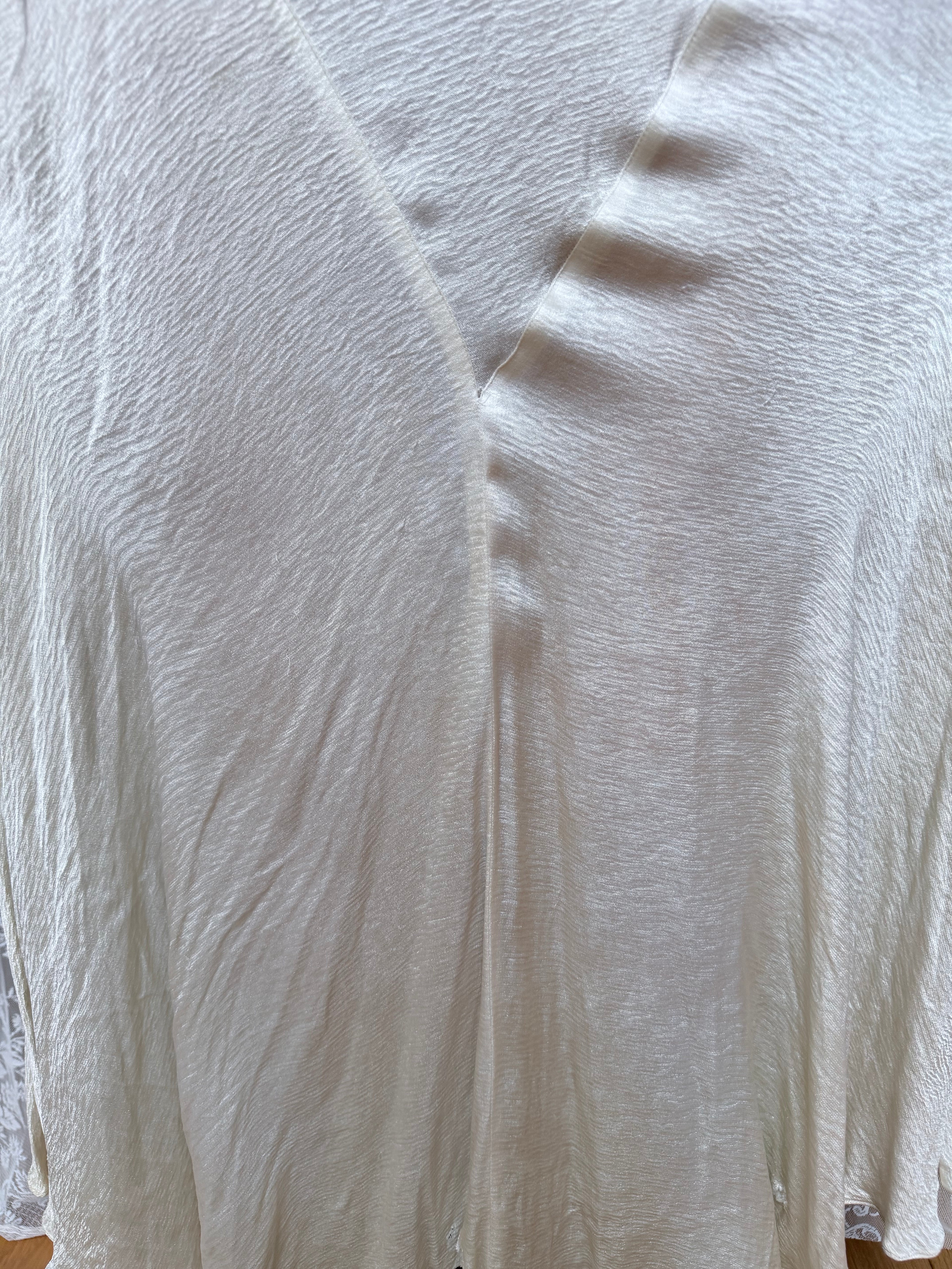 Antique Museum-Archived 1930s Silk Satin Cold-Shoulder Gown
