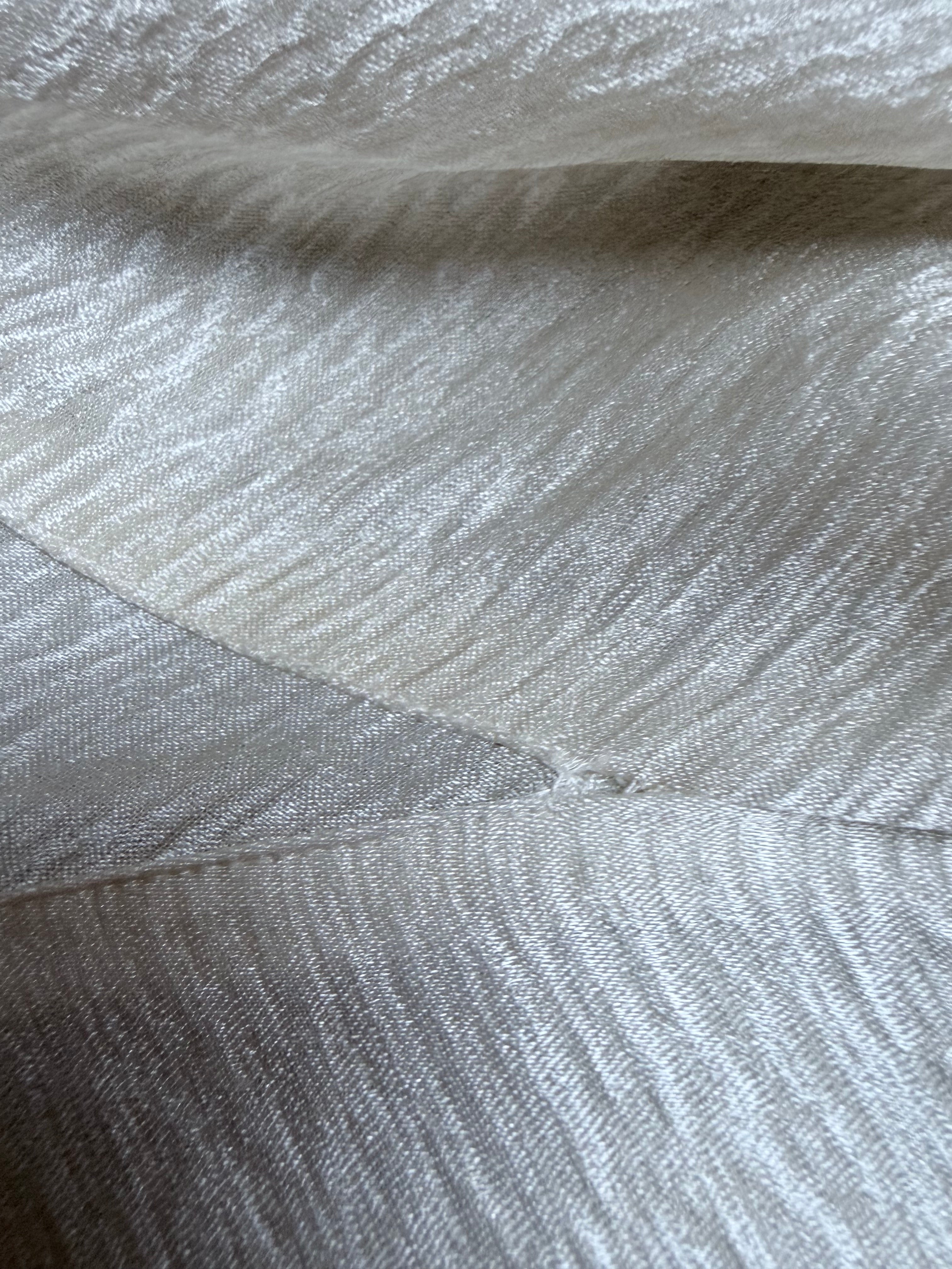 Antique Museum-Archived 1930s Silk Satin Cold-Shoulder Gown
