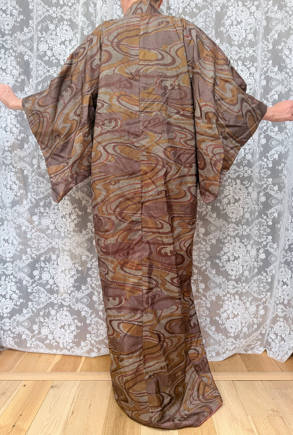 Vintage 1960s/70s Authentic Japanese Abstract Brown Kimono