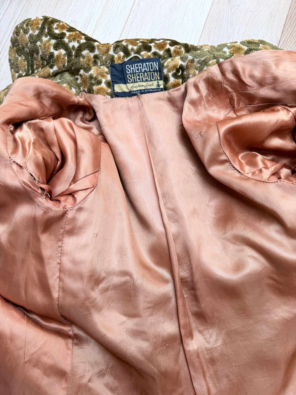 Vintage 1960s Sheraton Velvet Tapestry Carpet Coat