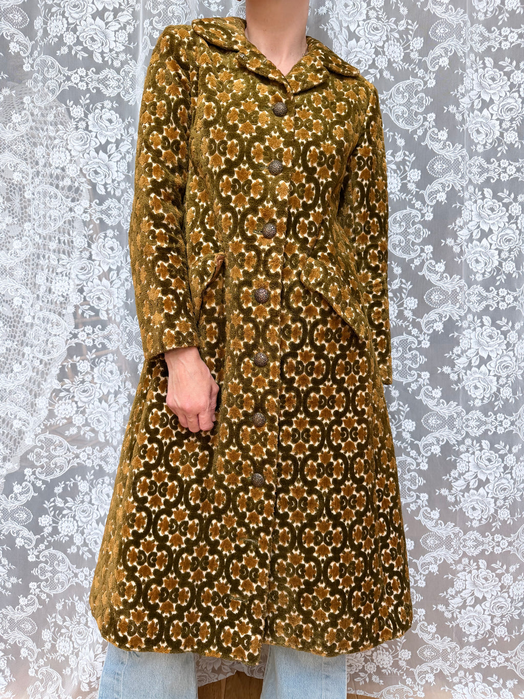 Vintage 1960s Sheraton Velvet Tapestry Carpet Coat