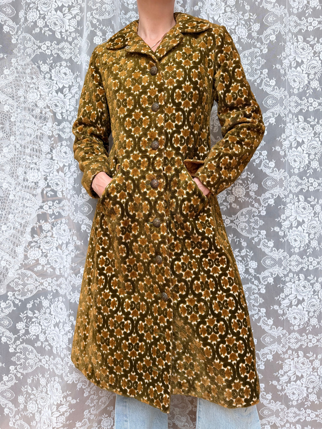 Vintage 1960s Sheraton Velvet Tapestry Carpet Coat