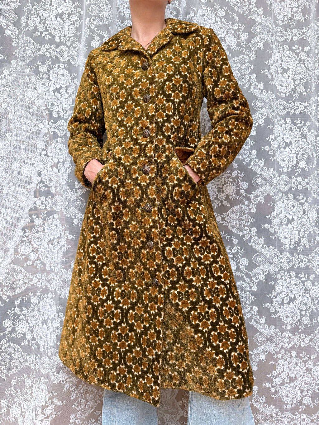Vintage 1960s Sheraton Velvet Tapestry Carpet Coat