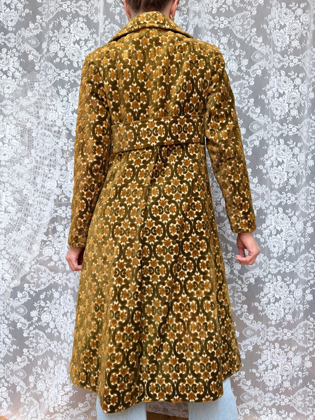Vintage 1960s Sheraton Velvet Tapestry Carpet Coat