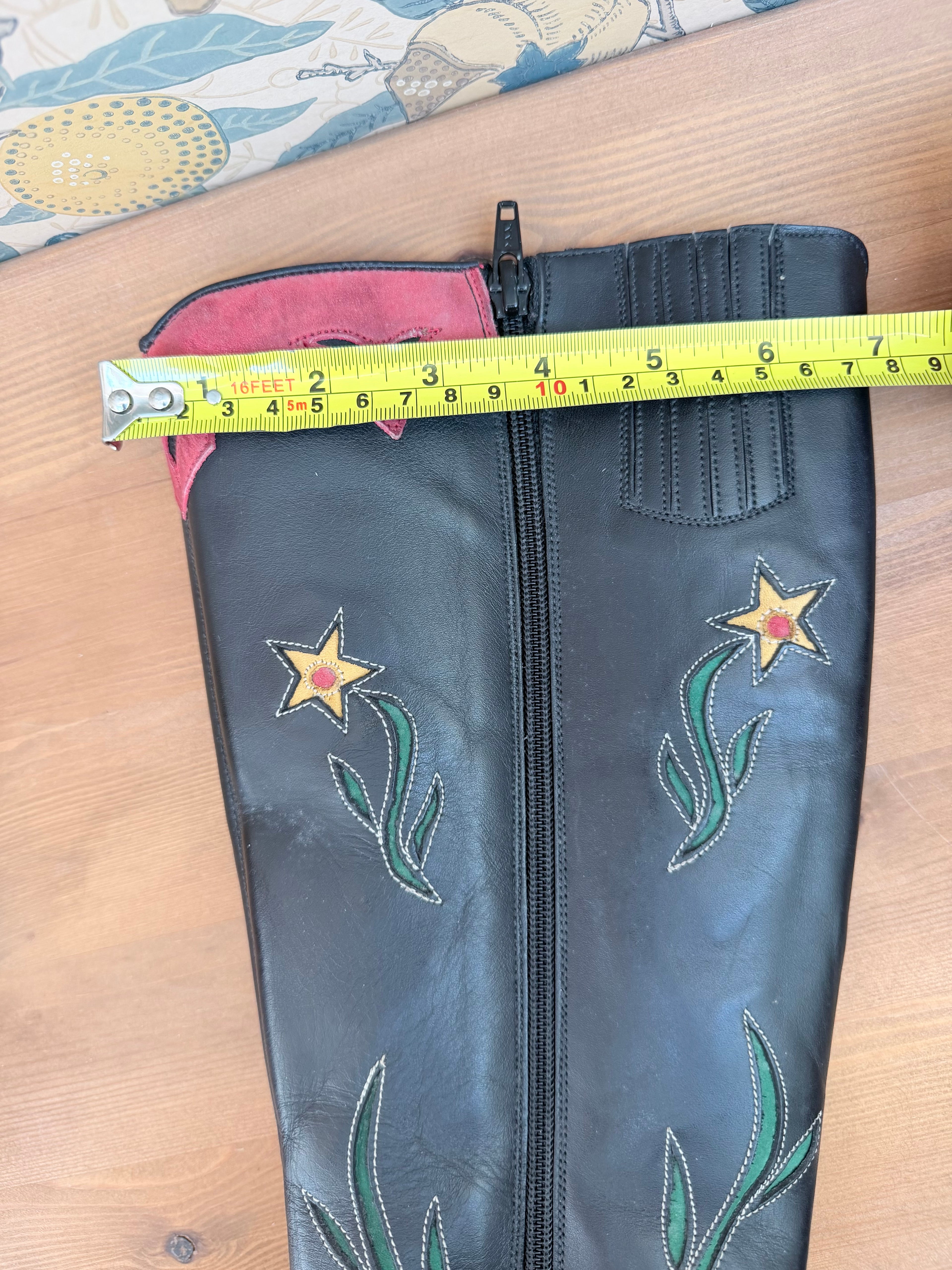 Vintage 1980s Mexican Leather Cowboy Boots | Beautiful Bird & Floral Applique