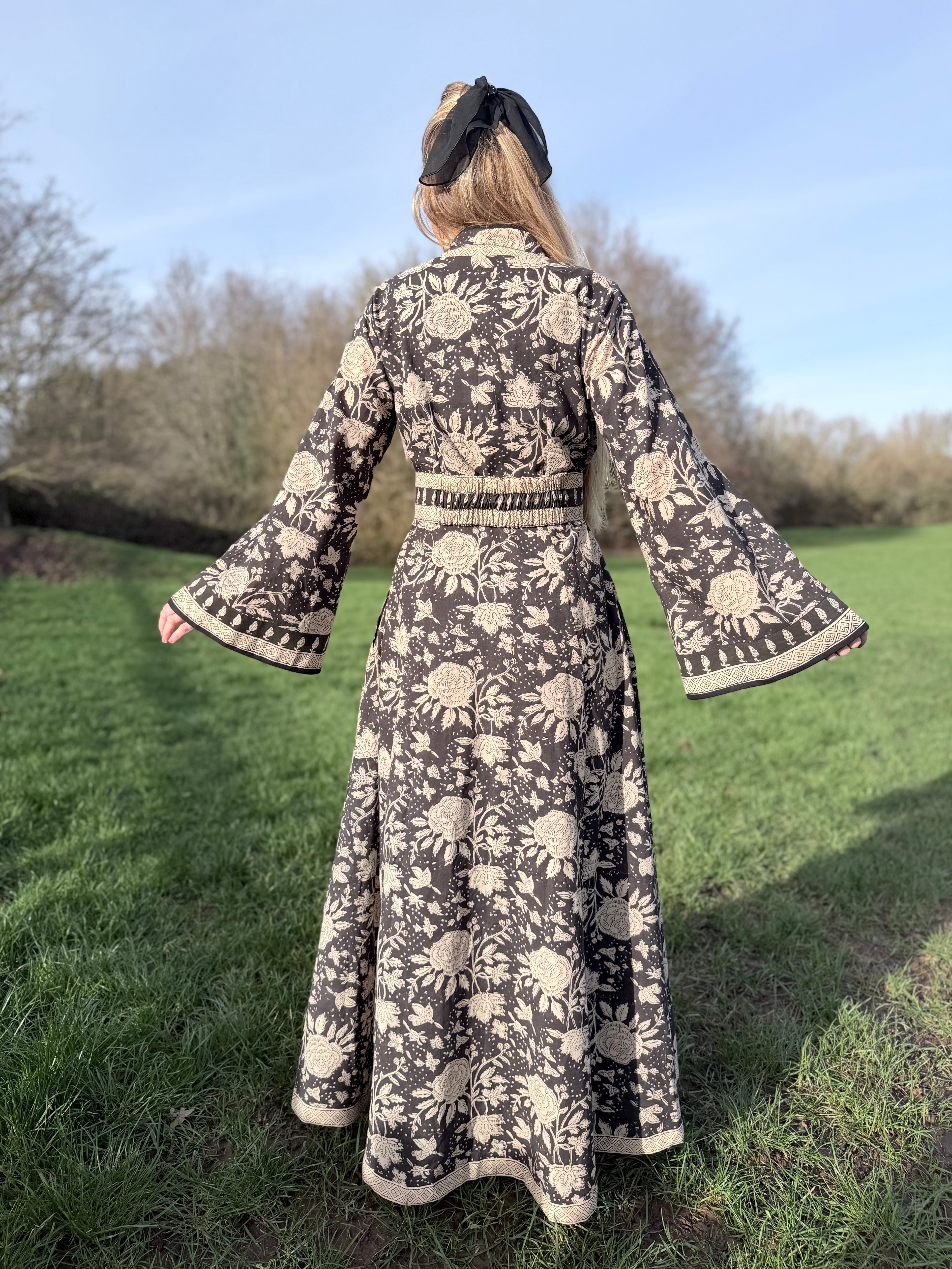 (Pre-Order) Limited Edition: The Florence in Black