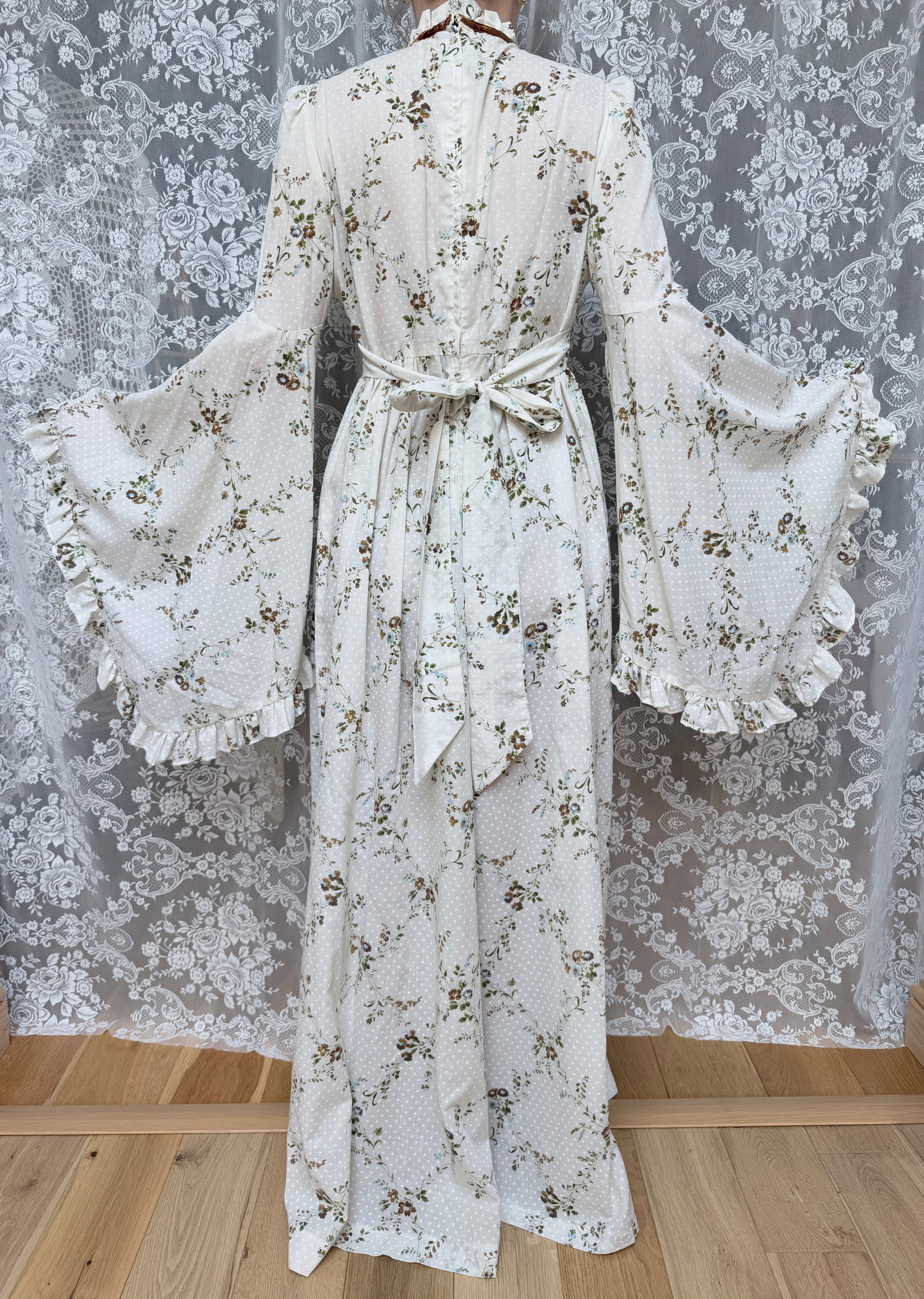 The Maria: Vintage 1970s Bell Sleeve Floral Maxi Dress
