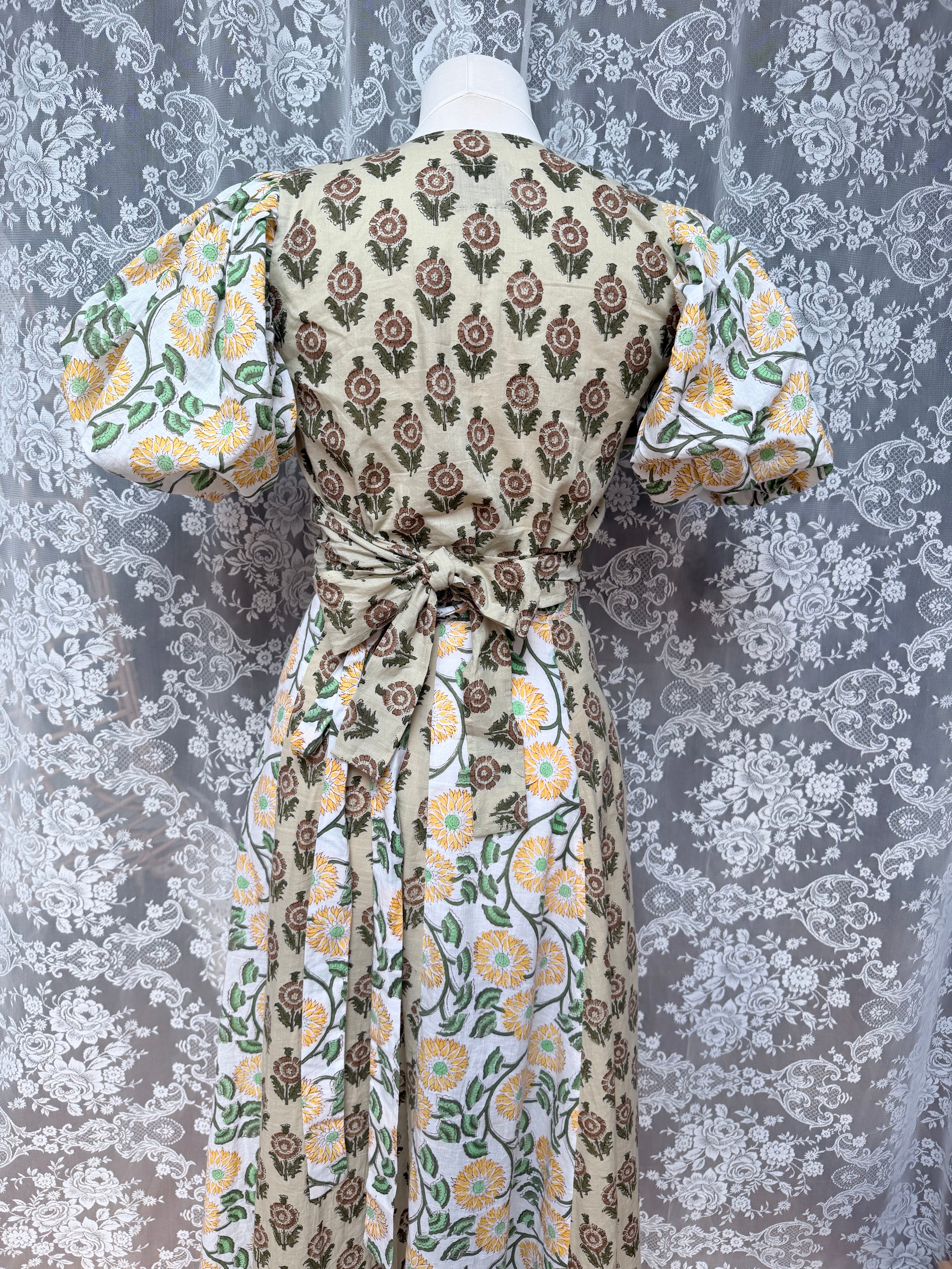 The Goldie | Puff Sleeve Block Print Blouse