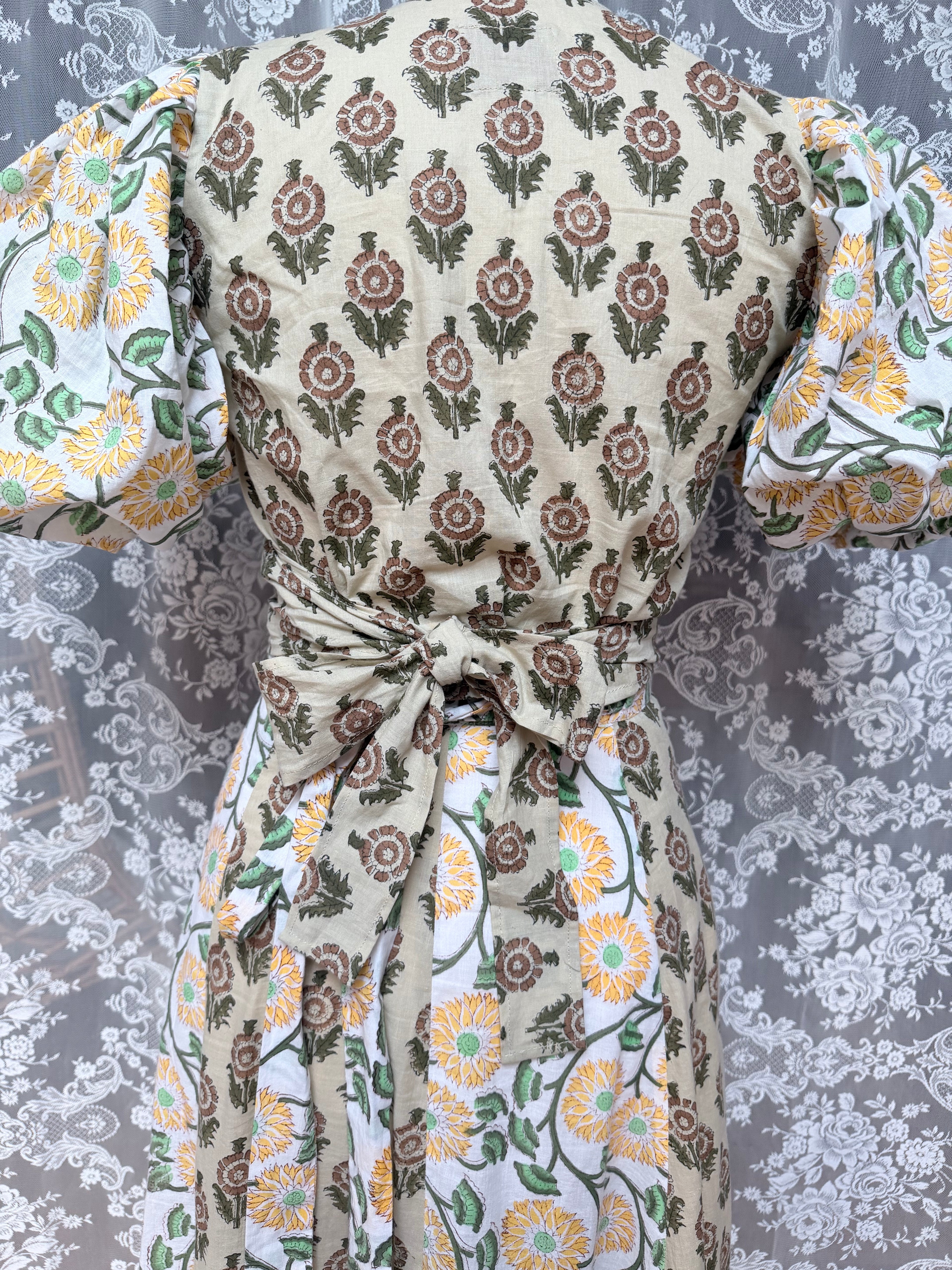The Goldie | Puff Sleeve Block Print Blouse