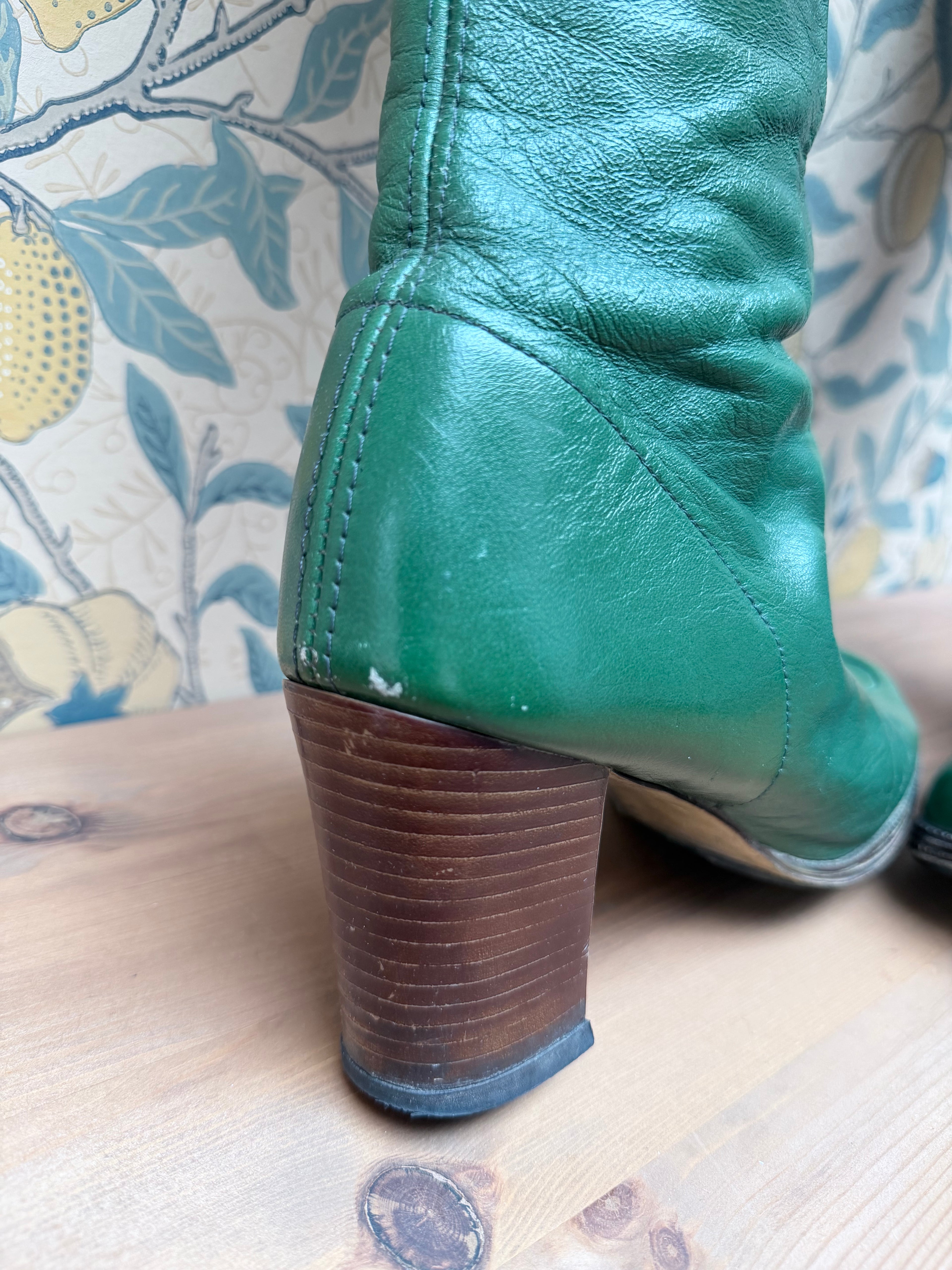 1960s/1970s Vintage Green Leather Gogo Boots